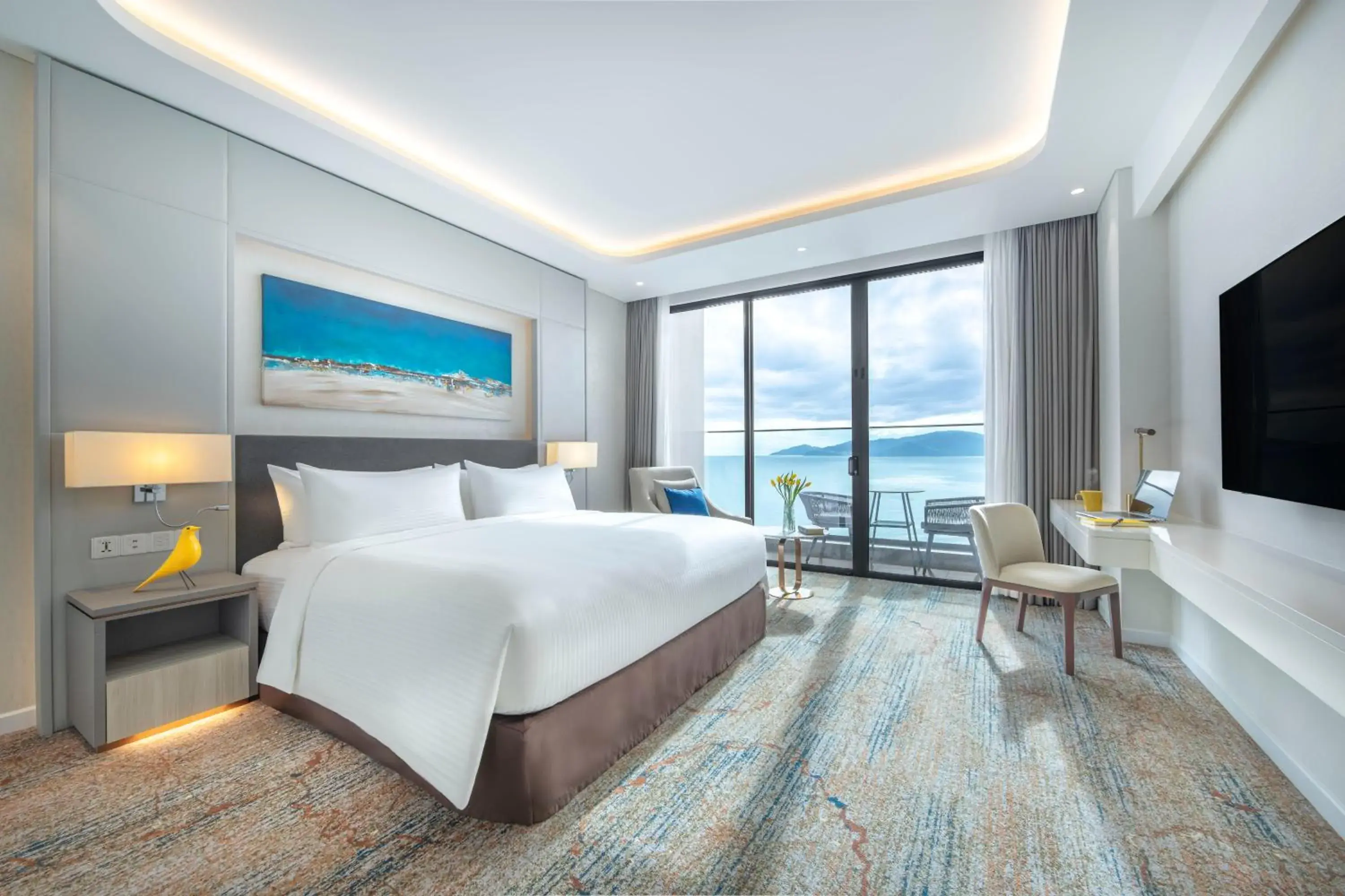 Premium King Room with Ocean View - High Floor in voco Scenia Bay Nha Trang by IHG Premium King Room with Ocean View - High Floor in voco Scenia Bay Nha Trang by IHG