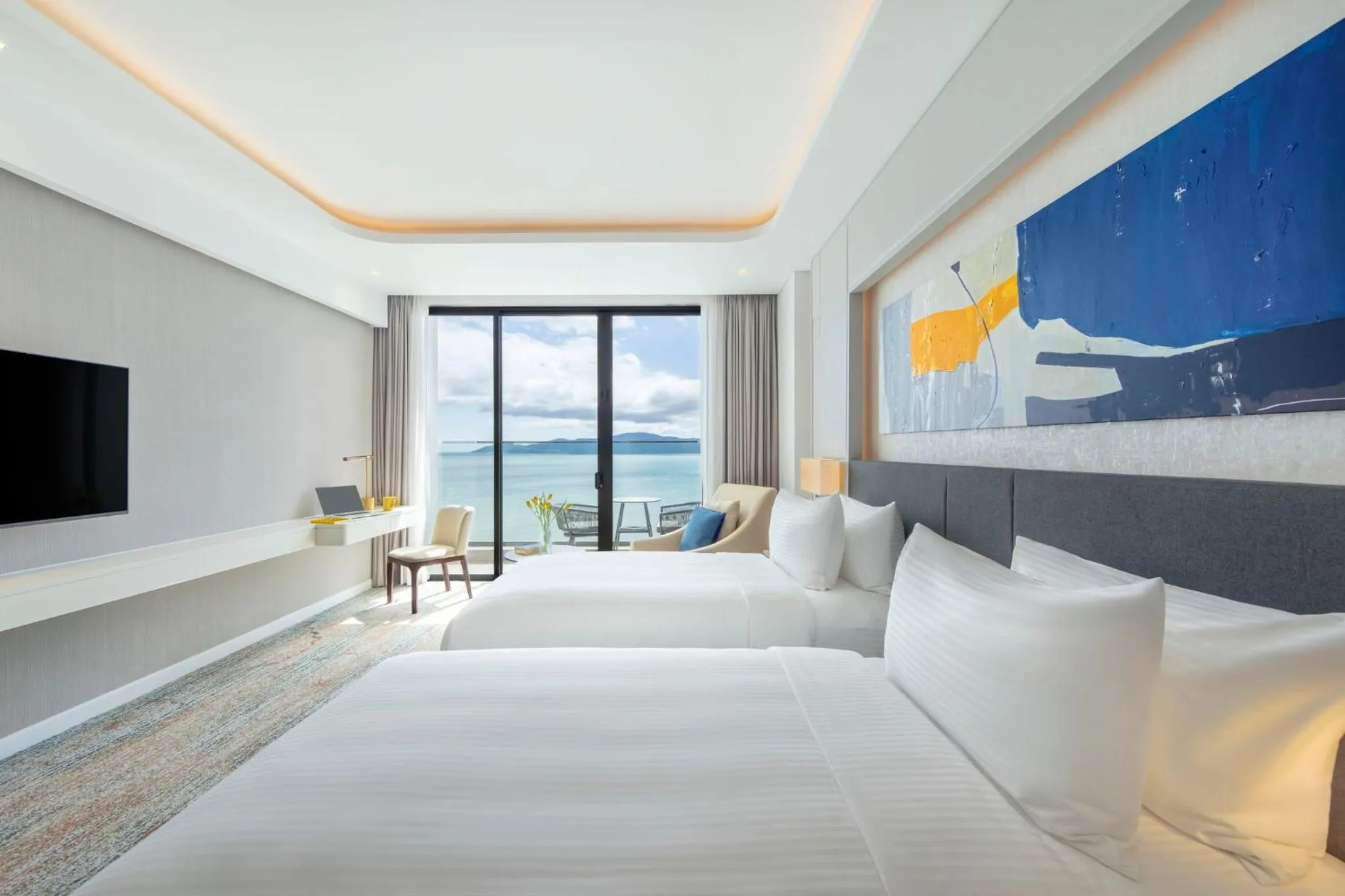 Photo of the whole room in voco Scenia Bay Nha Trang by IHG