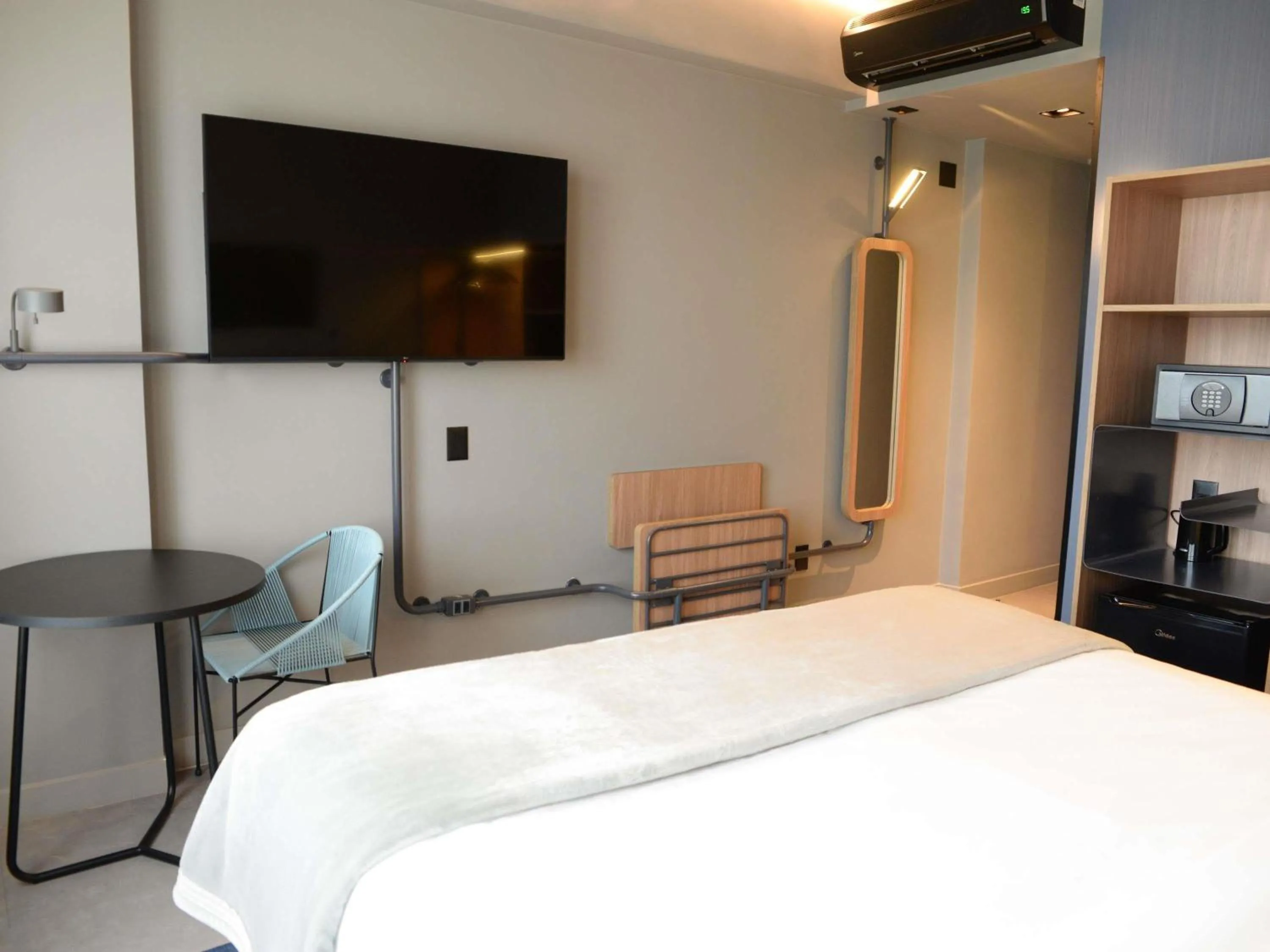 Bedroom, Bed in Novotel Uberlândia