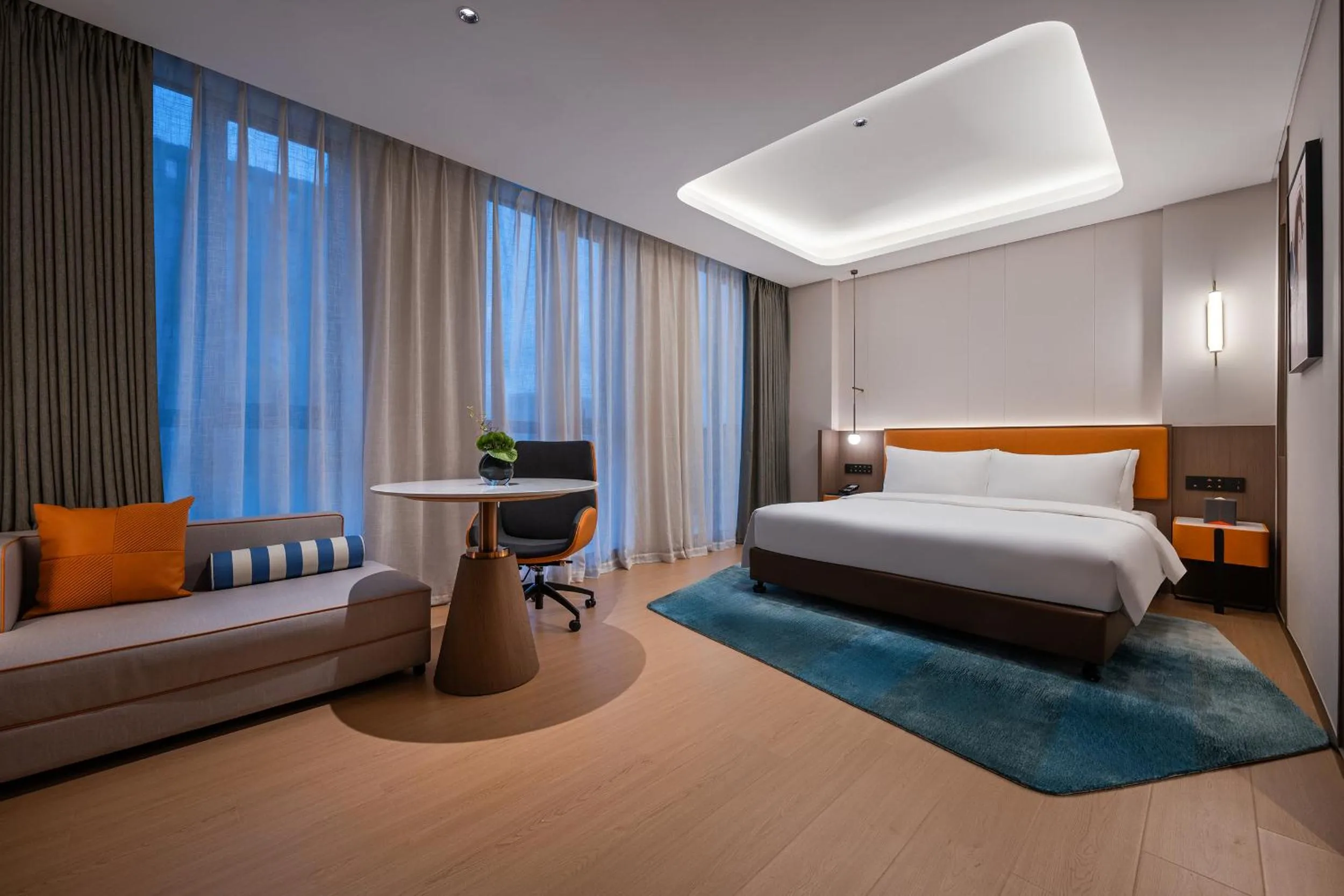 Bedroom, Bed in Novotel Hangzhou Xintiandi