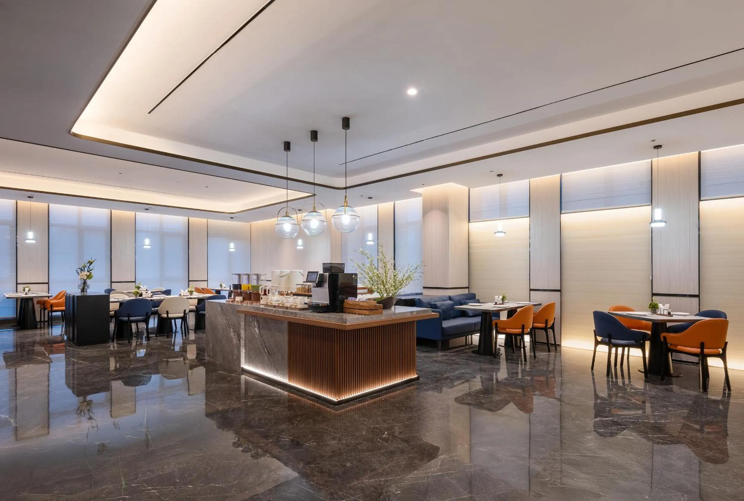 Restaurant/places to eat in Novotel Hangzhou Xintiandi