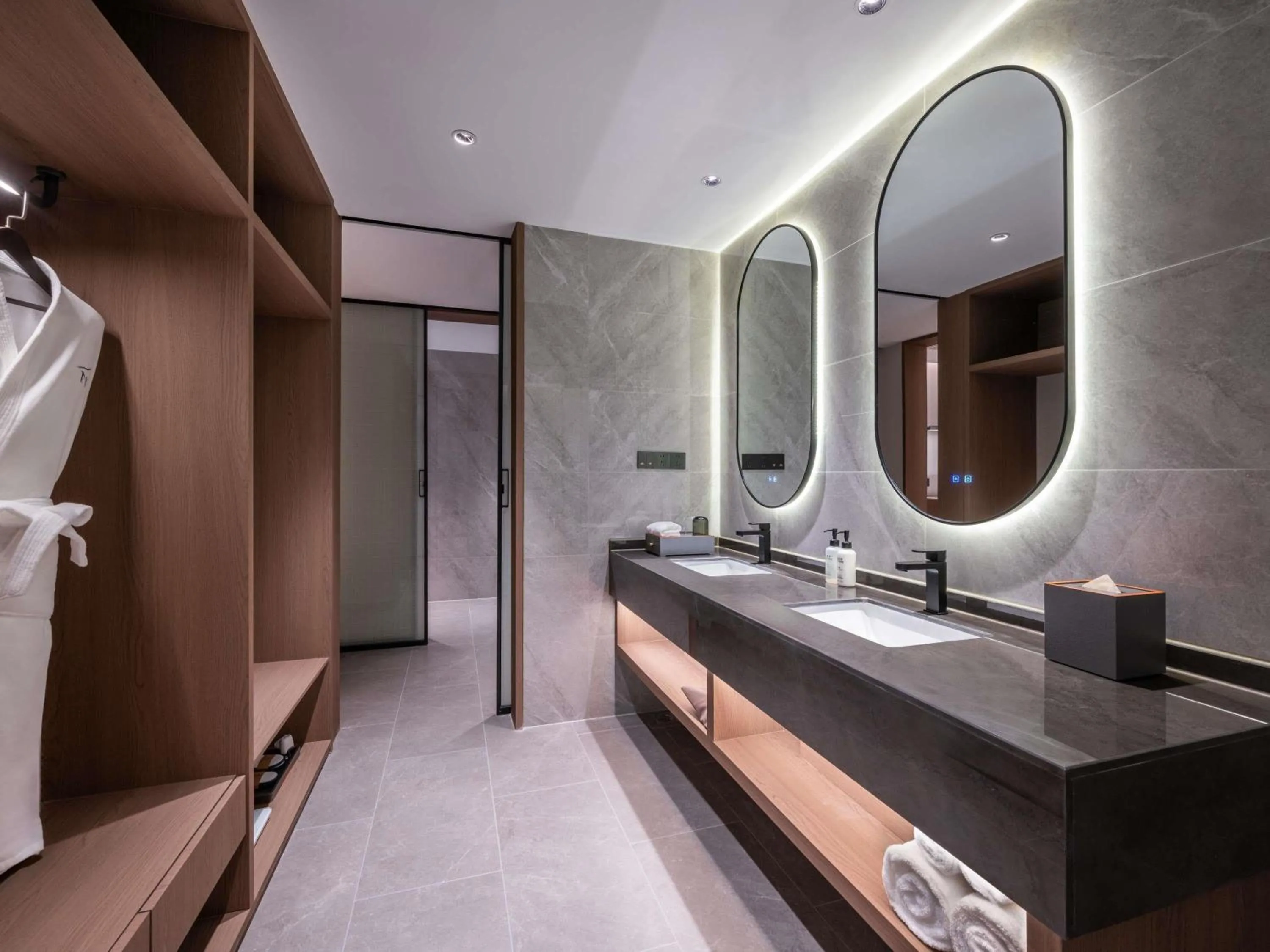 Bedroom in Novotel Hangzhou Xintiandi