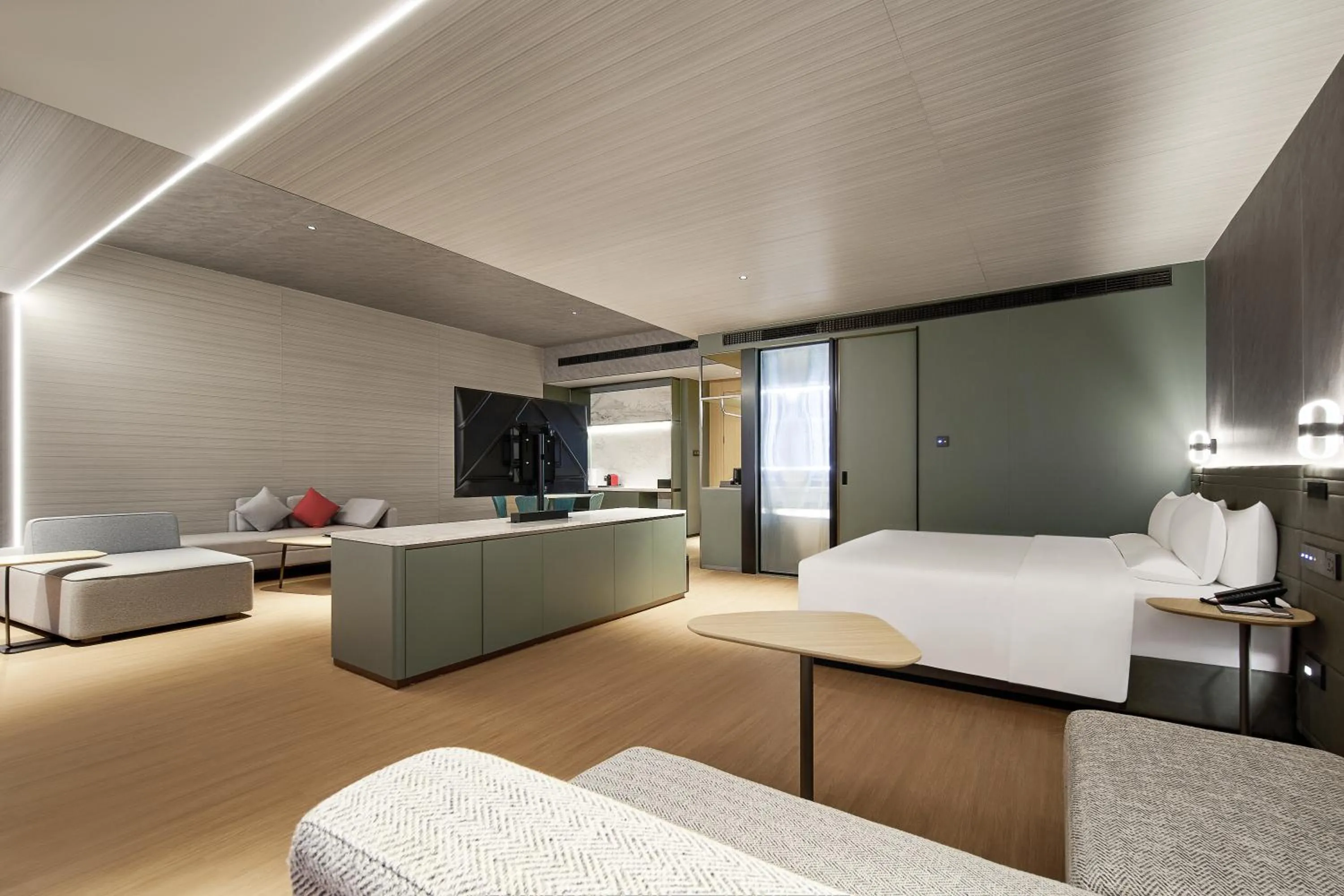 Seating area, Bed in Novotel Yinchuan Lanxigu