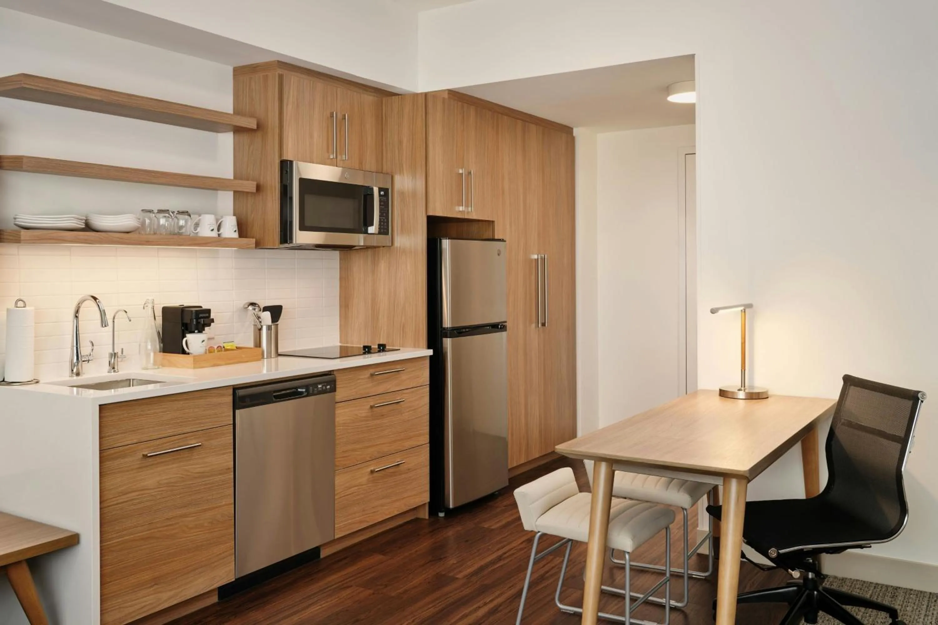 Kitchen or kitchenette in Element Pooler Savannah Airport