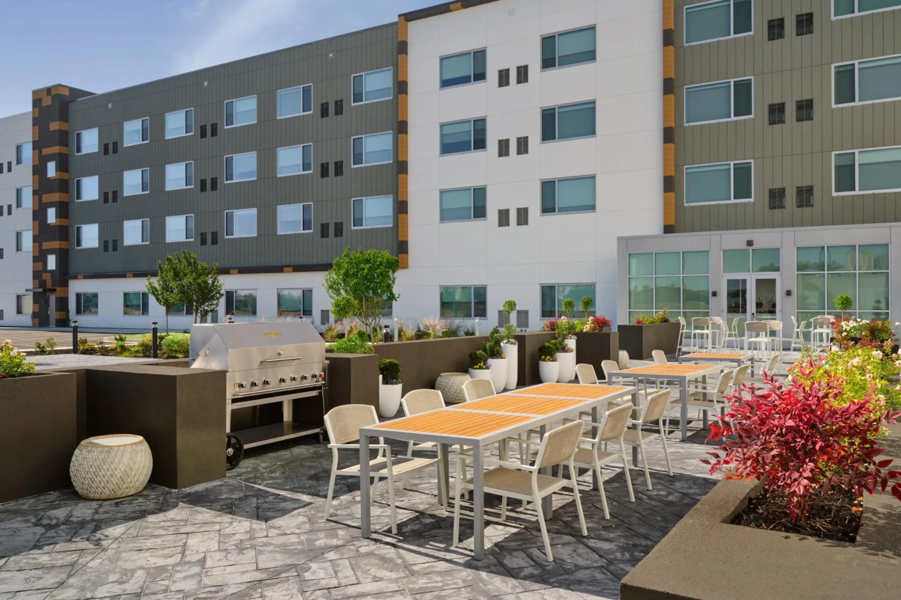 Patio in Element Pooler Savannah Airport