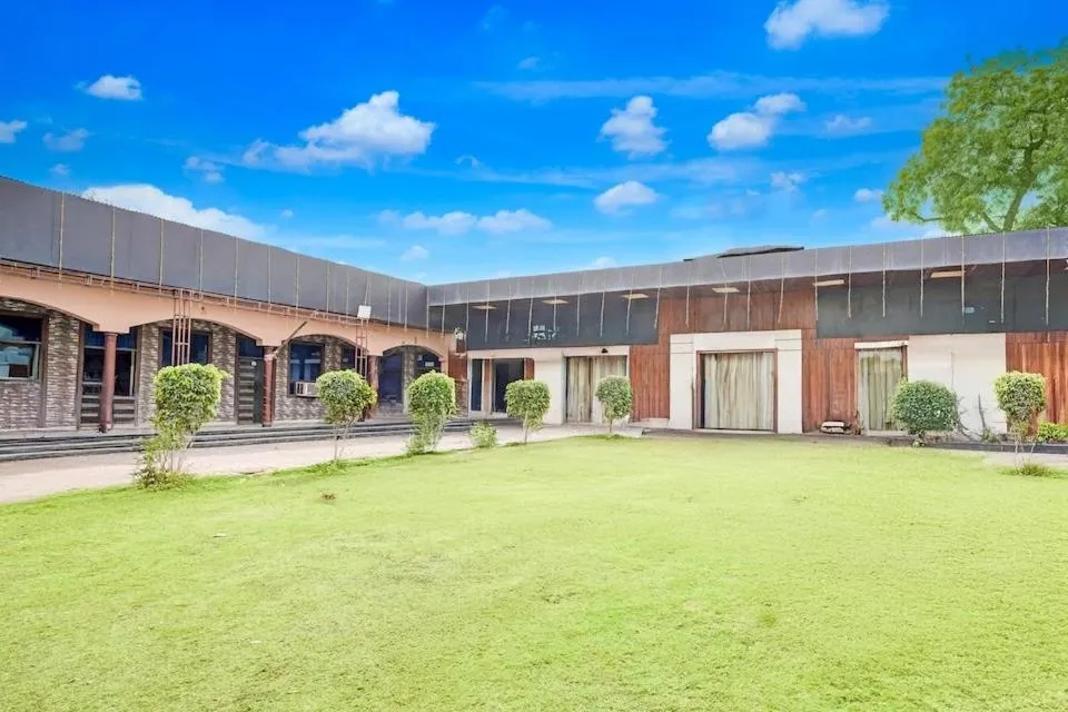 Property building in Mayur Resort