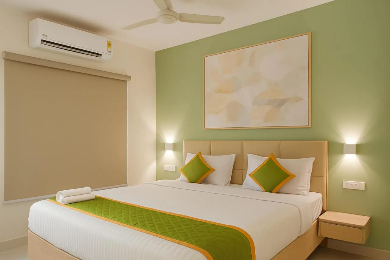 Bedroom, Bed in Elegant Residency