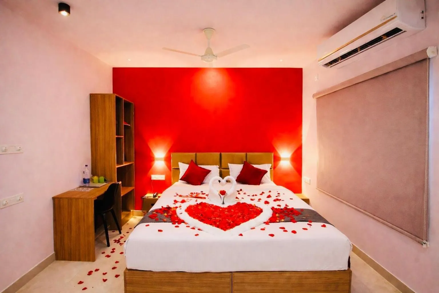 Bed in Elegant Residency