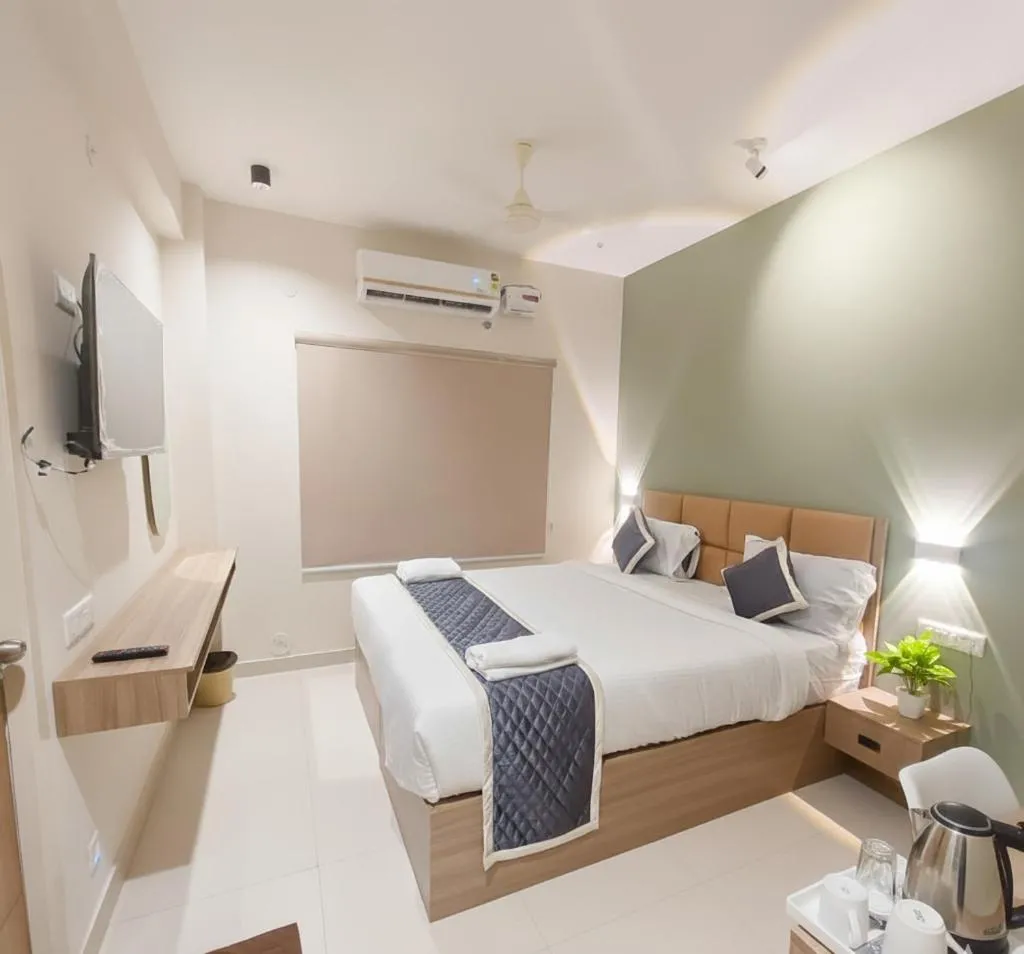 Bedroom, Bed in Elegant Residency