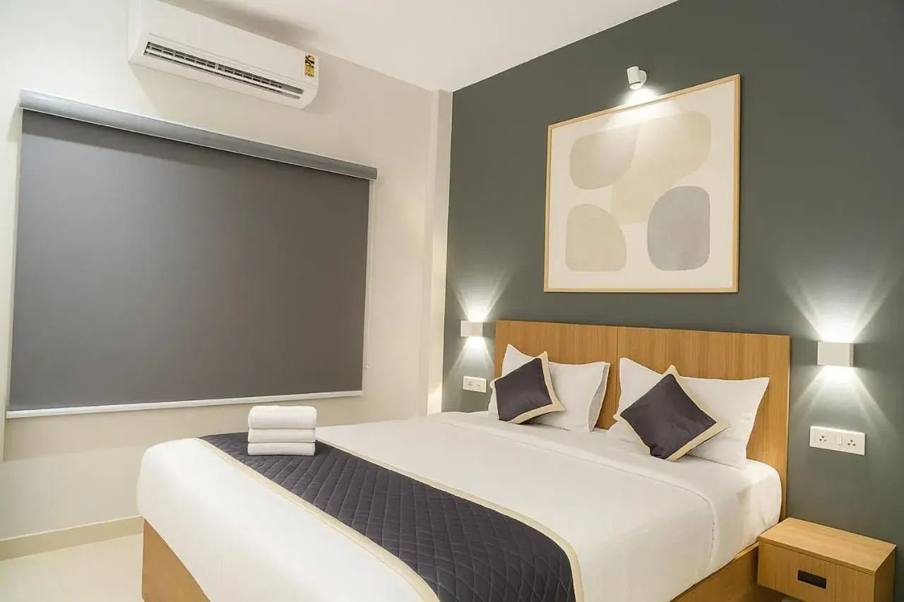 Deluxe Double Room in Elegant Residency Deluxe Double Room in Elegant Residency