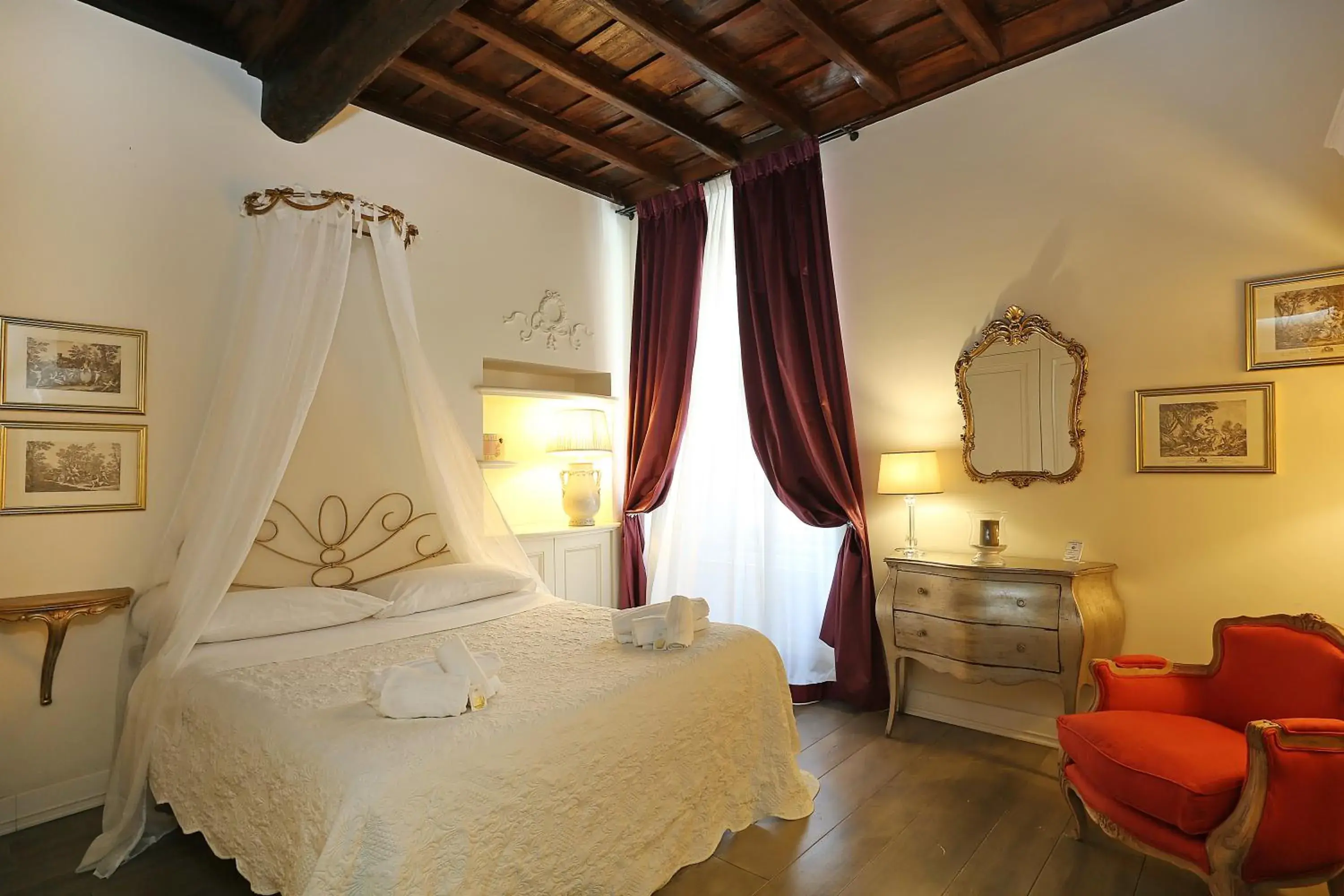 Double Room in Piazzetta de' Monti Suites Double Room in Piazzetta de' Monti Suites