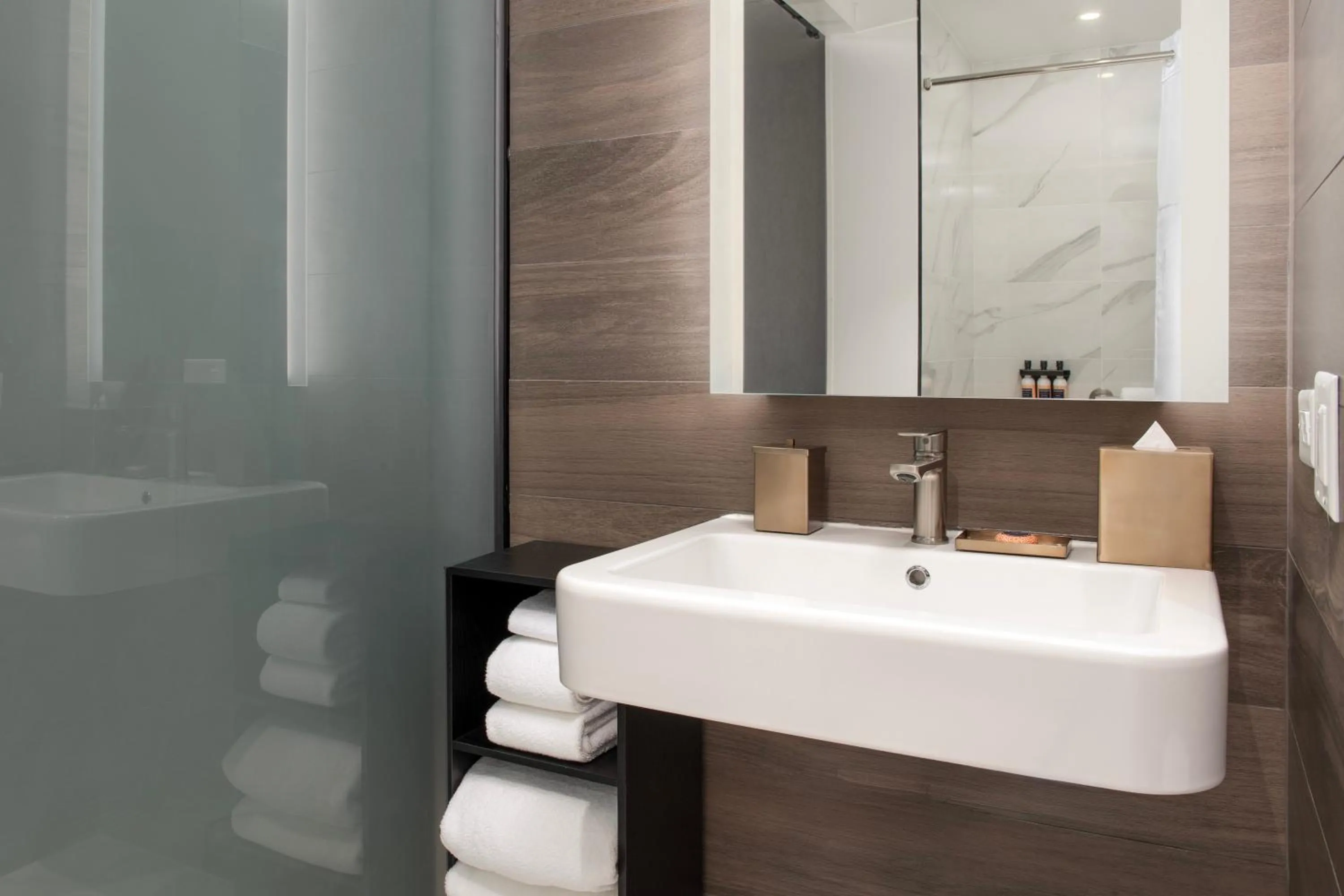 Shower in The Livingston, part of JdV by Hyatt
