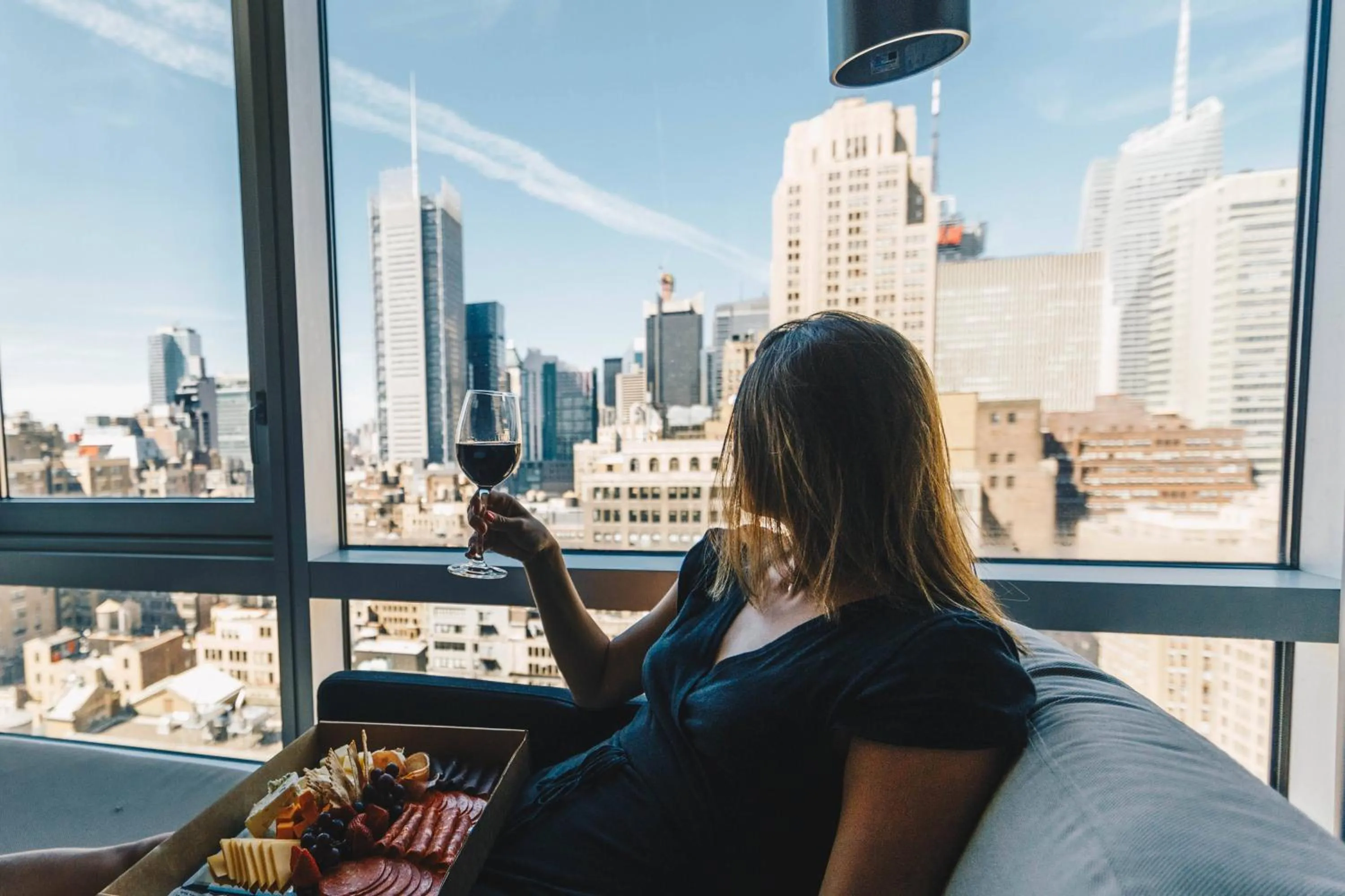 Restaurant/places to eat in Renaissance New York Midtown Hotel