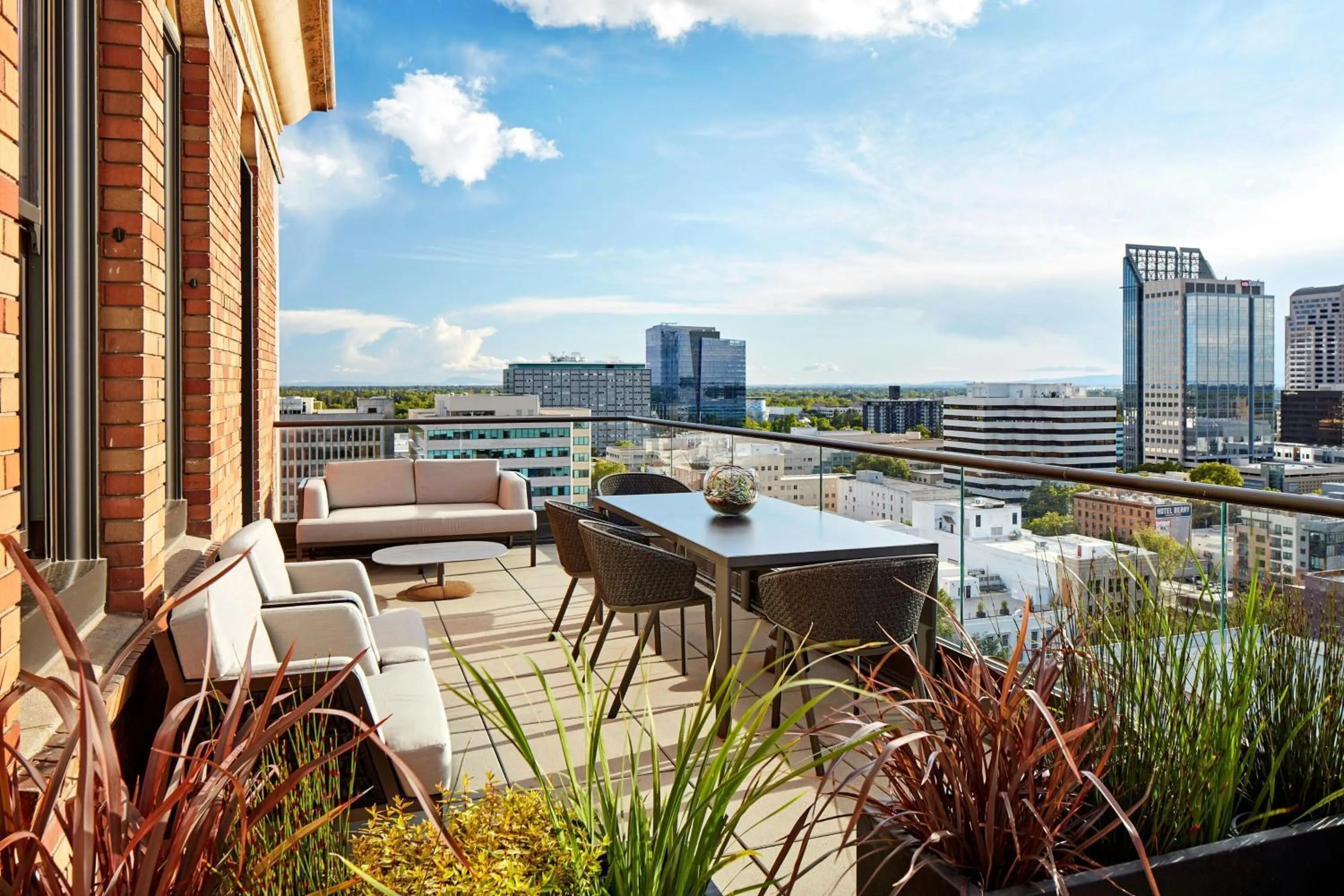 Photo of the whole room in The Citizen Hotel, Autograph Collection