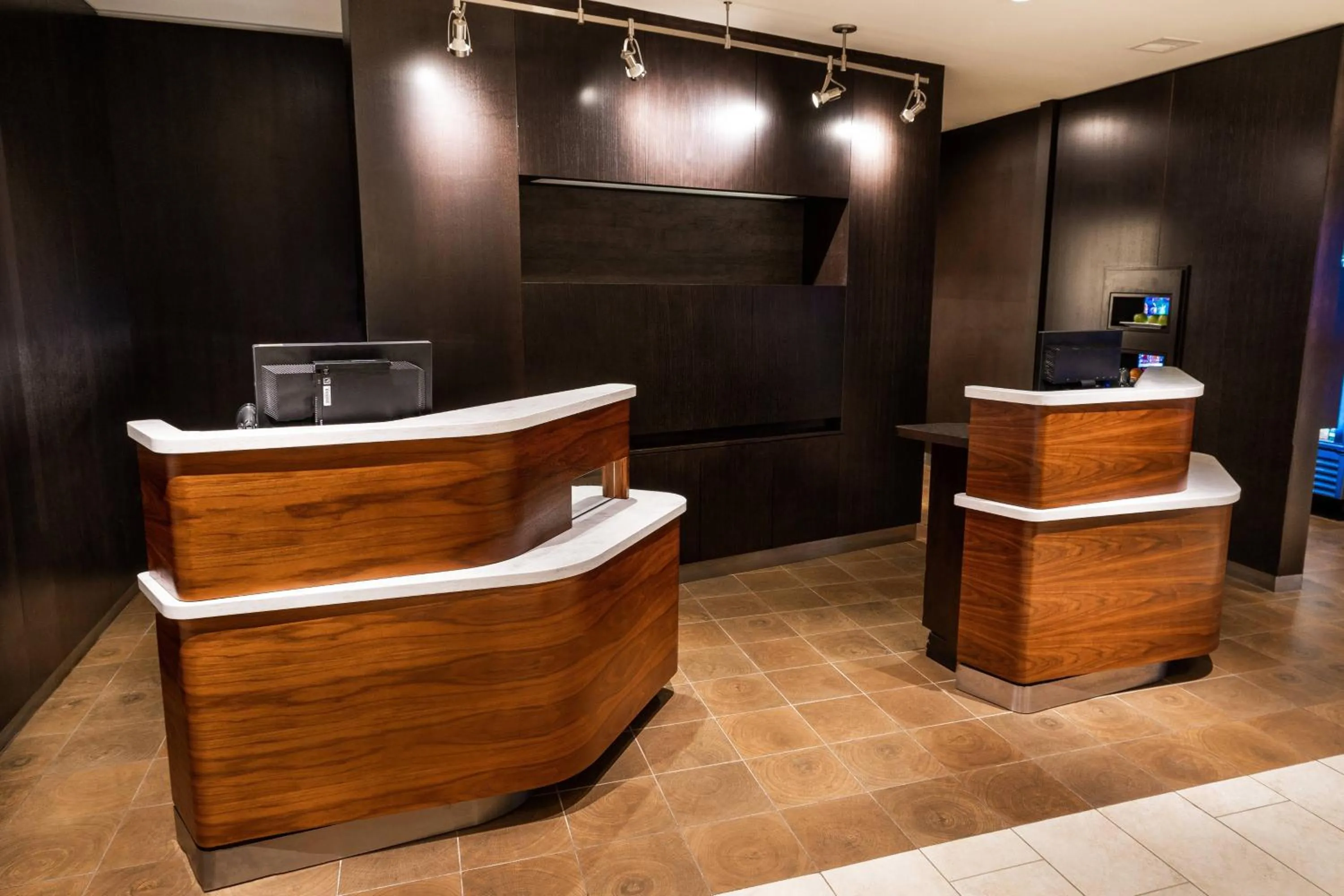 Lobby or reception in Courtyard Largo Medical Center Drive