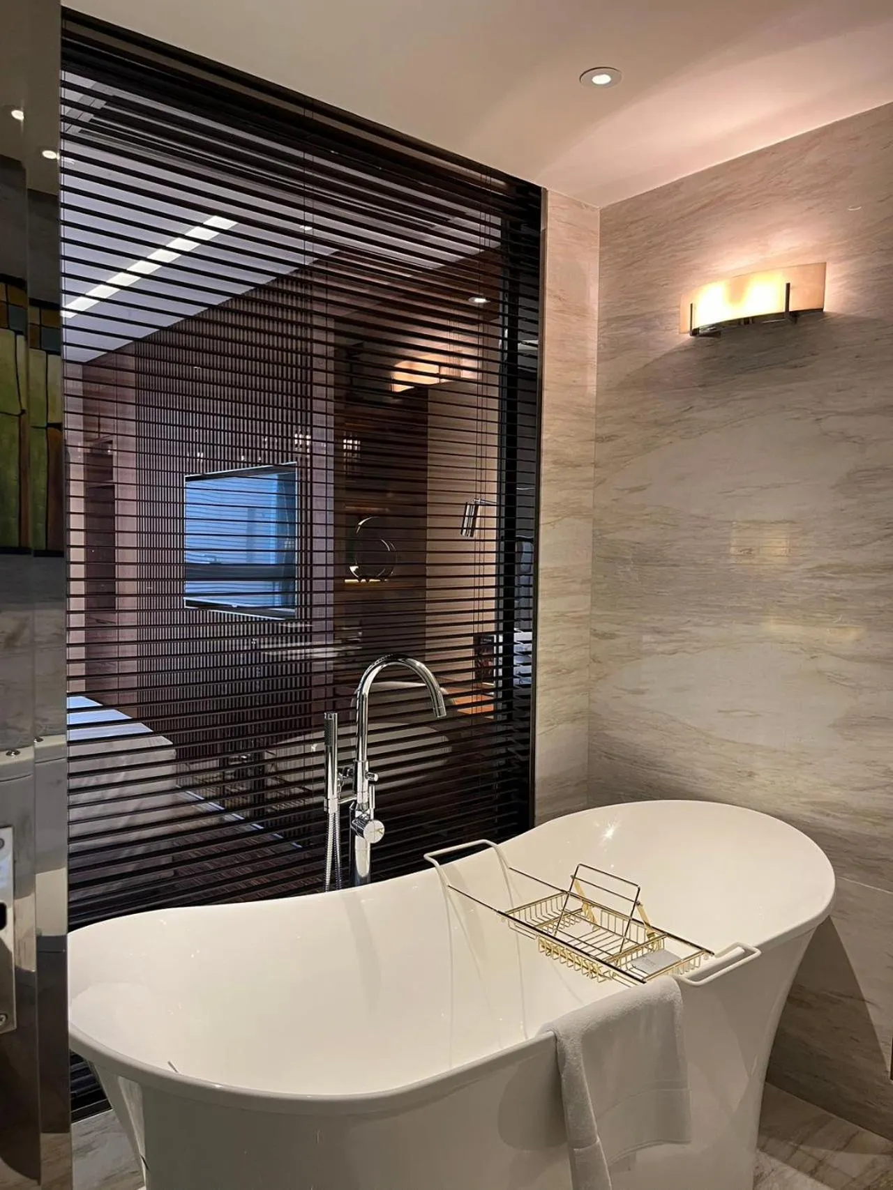 Bathroom in The Fairway Place, Xi'an - Marriott Executive Apartments