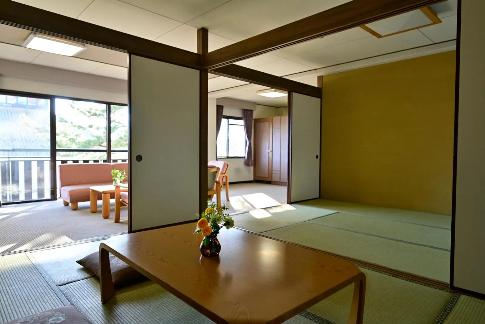Living room, Bed in Hotel Laforet Shuzenji