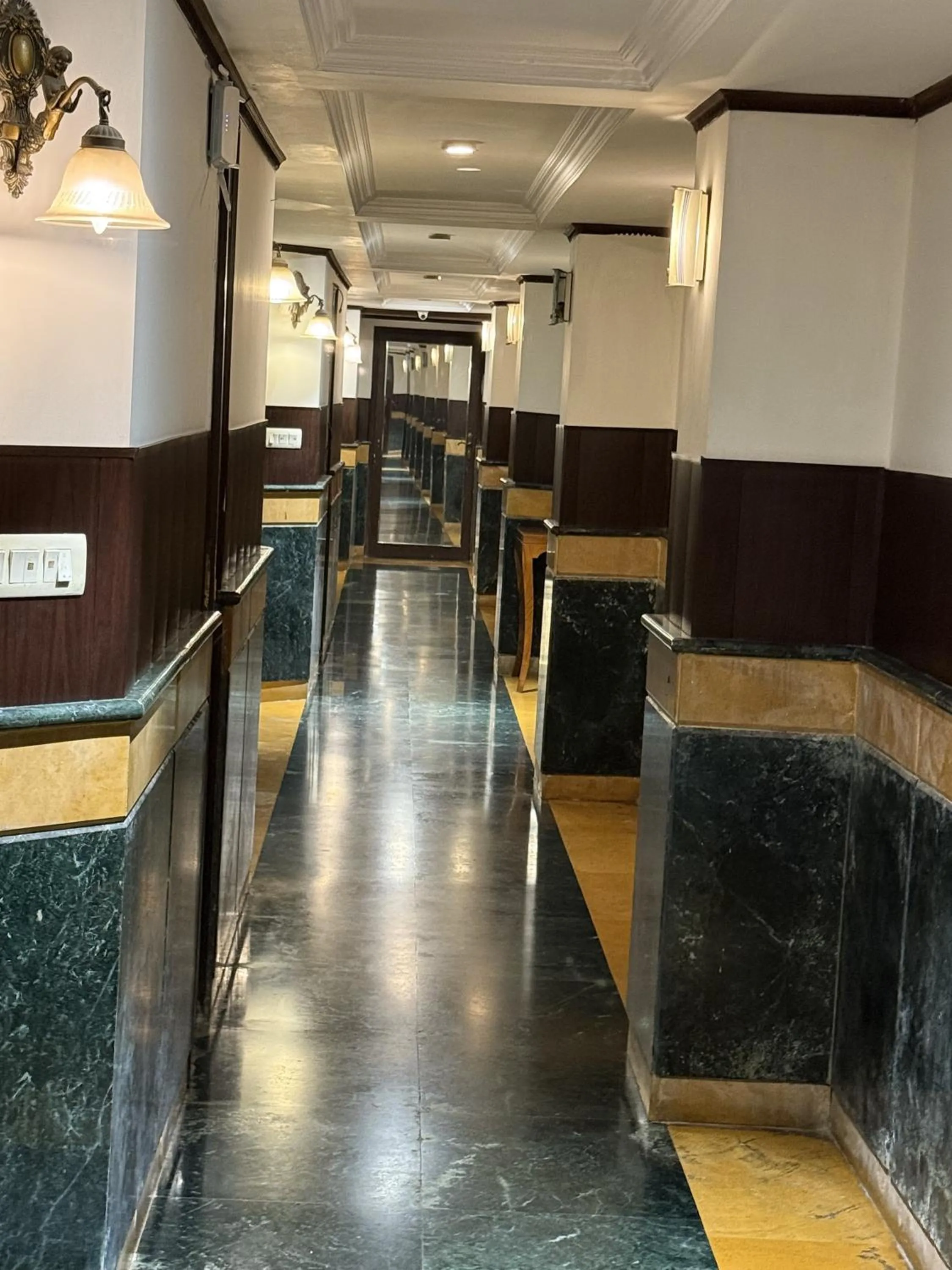 Property building in Hotel Diplomat Residency