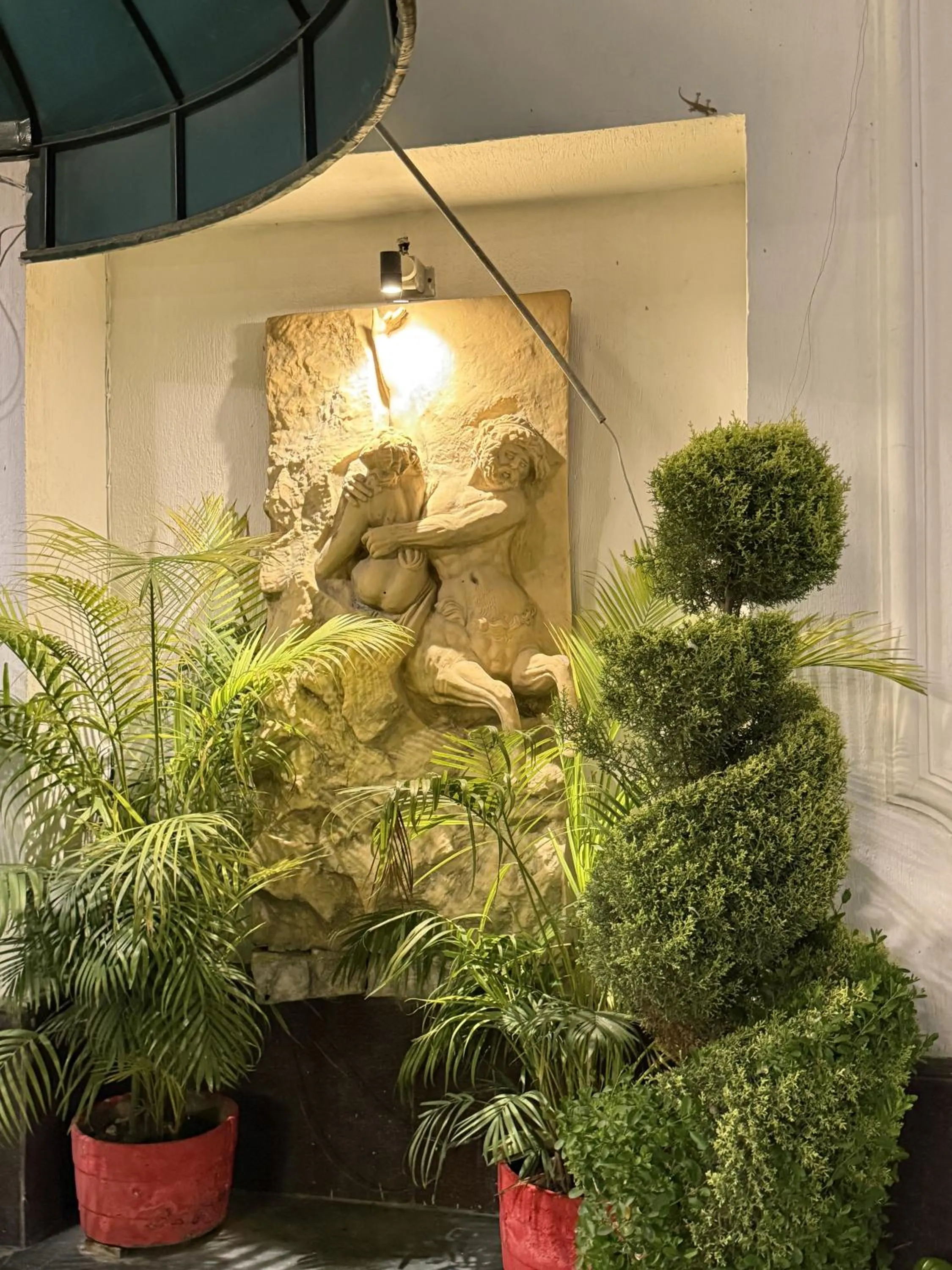 Nearby landmark in Hotel Diplomat Residency