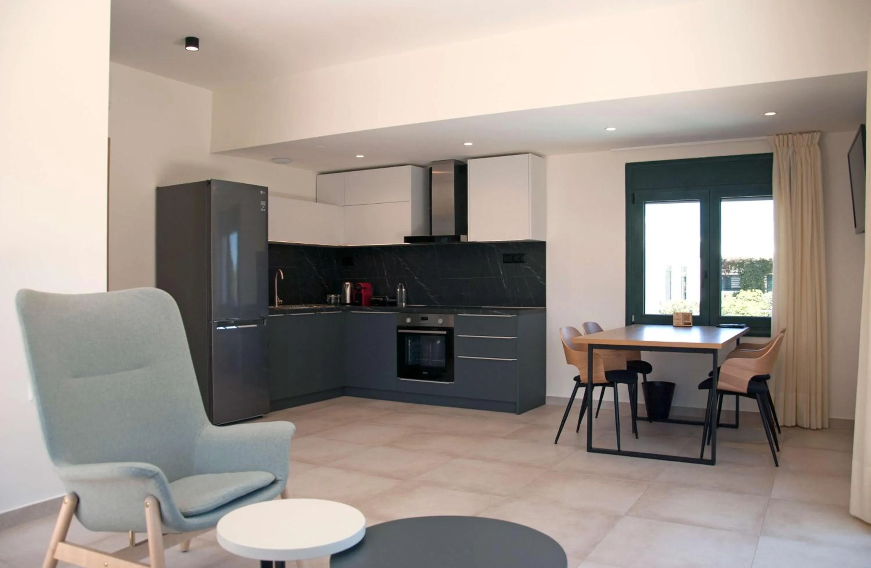 Kitchen or kitchenette in Angelbay Bungalows