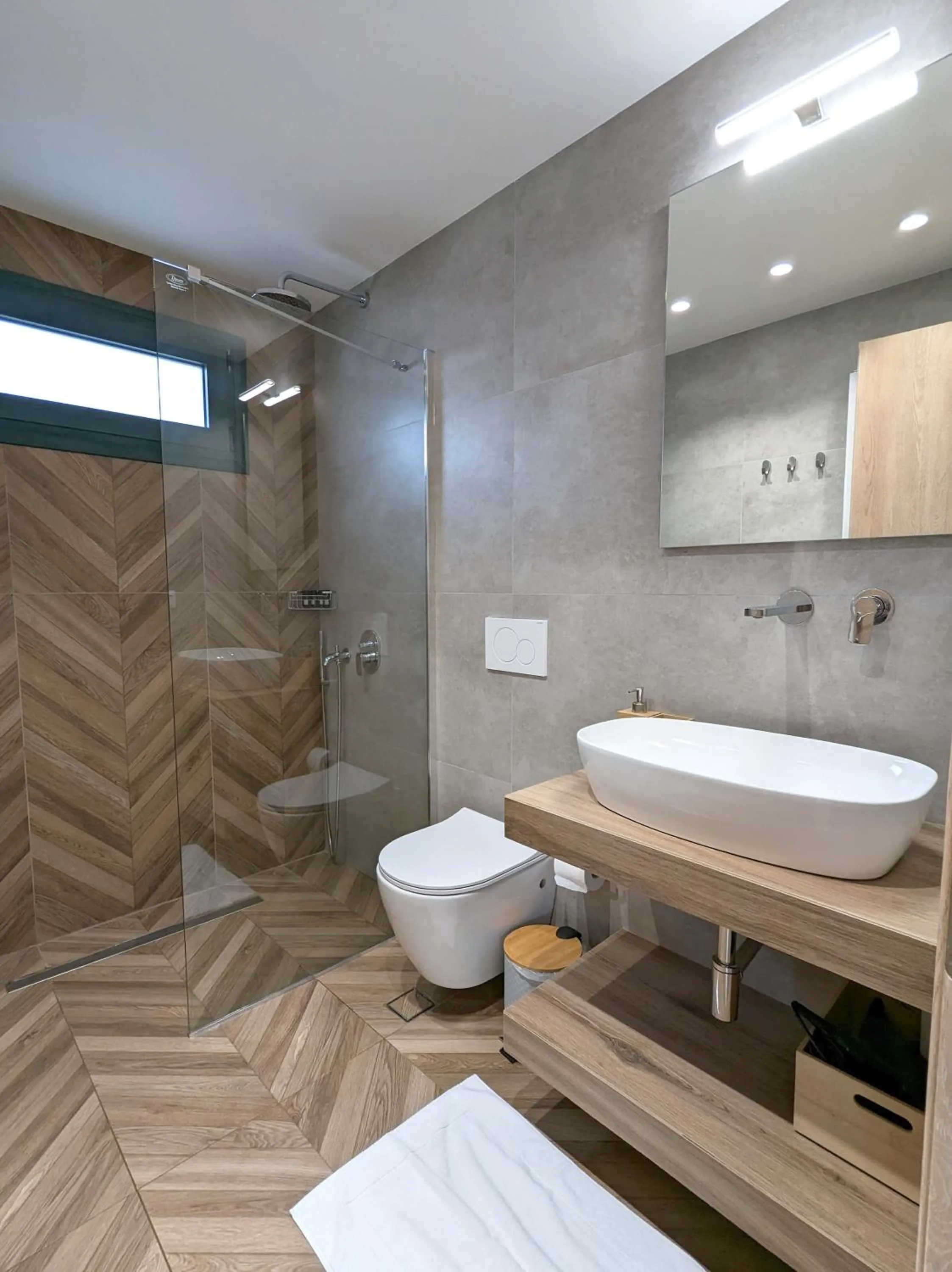 Shower in Angelbay Bungalows
