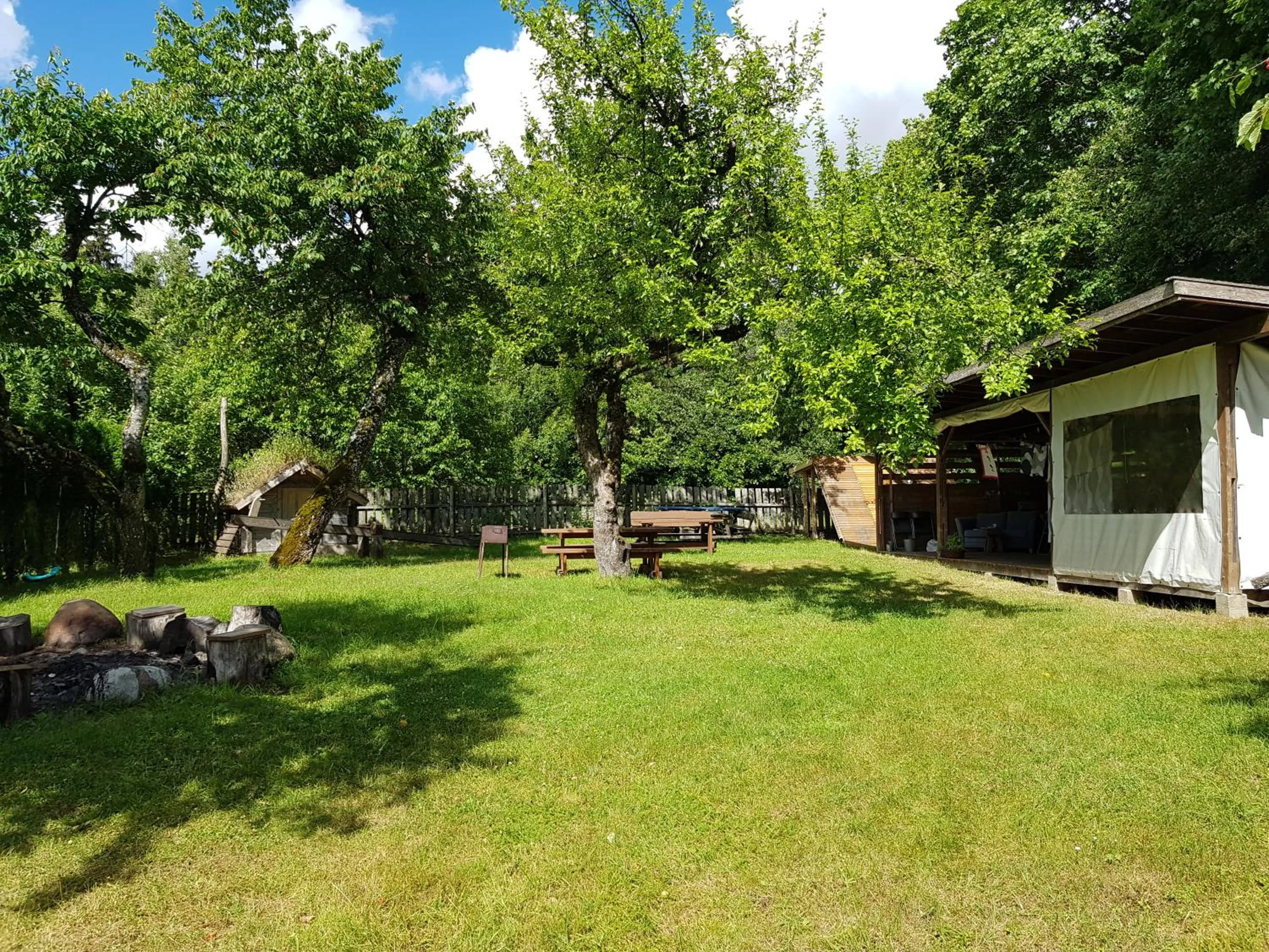 Patio in North Lake Villa Plateliai