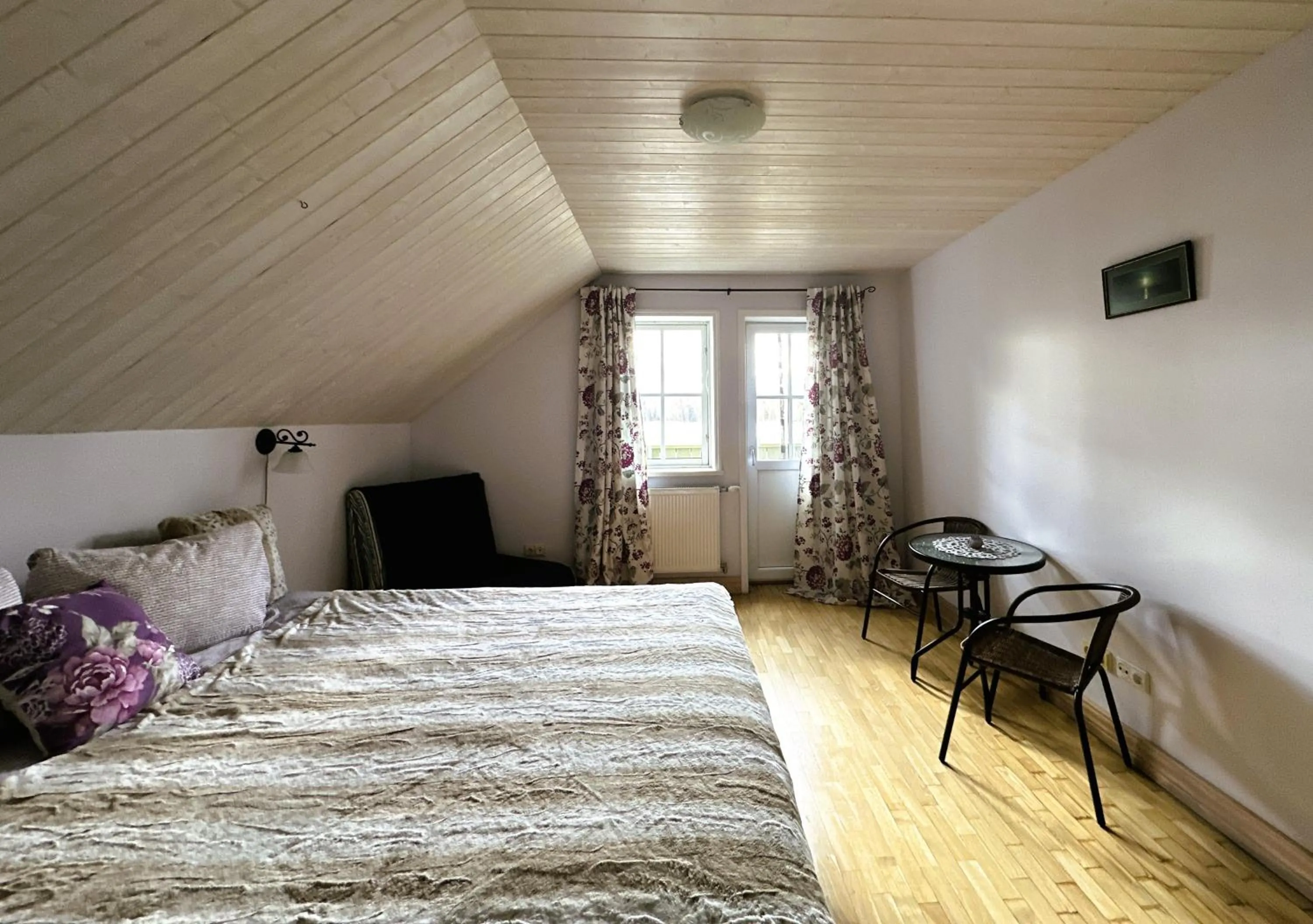 Bed in North Lake Villa Plateliai