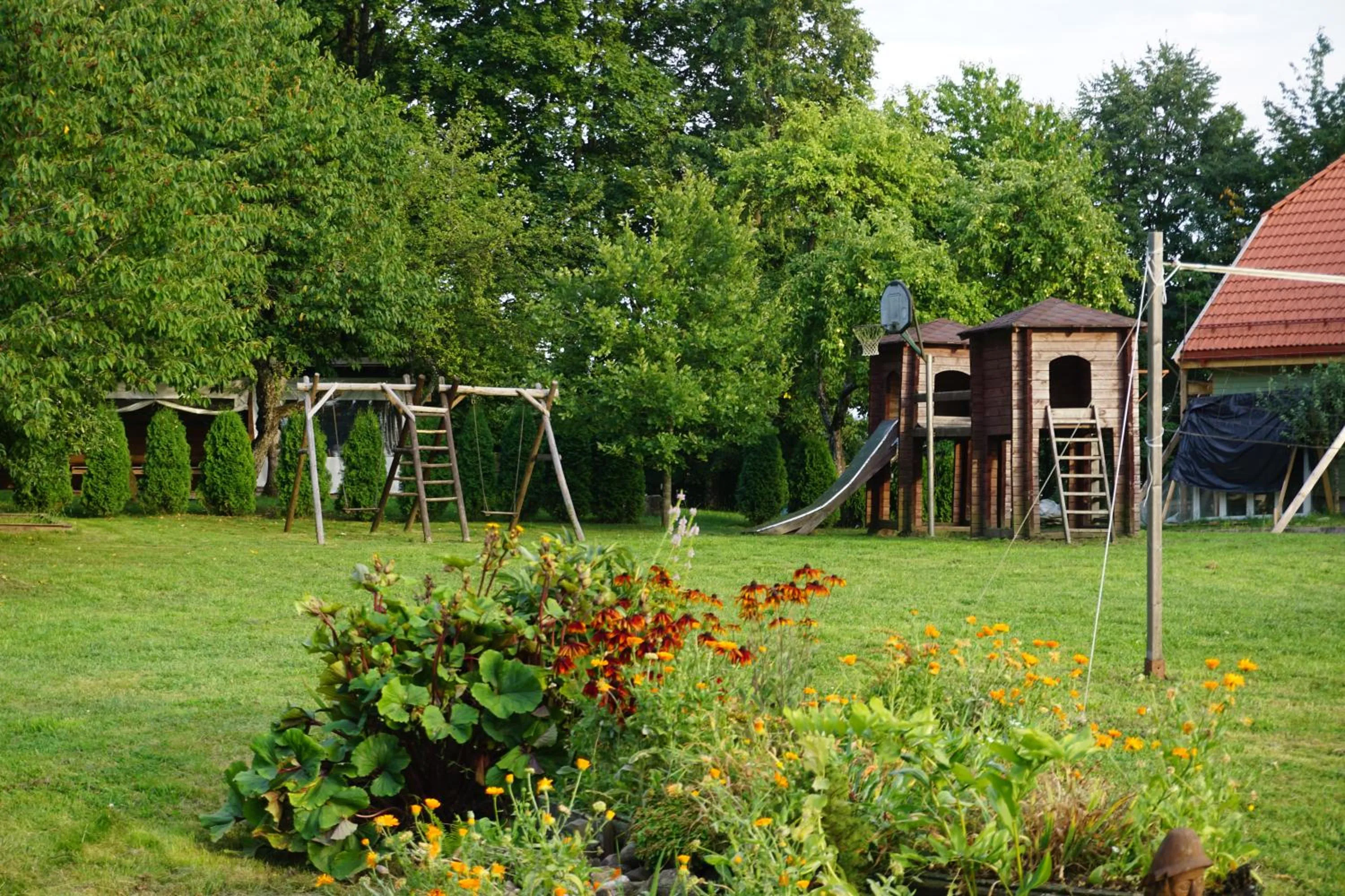 Property building in North Lake Villa Plateliai