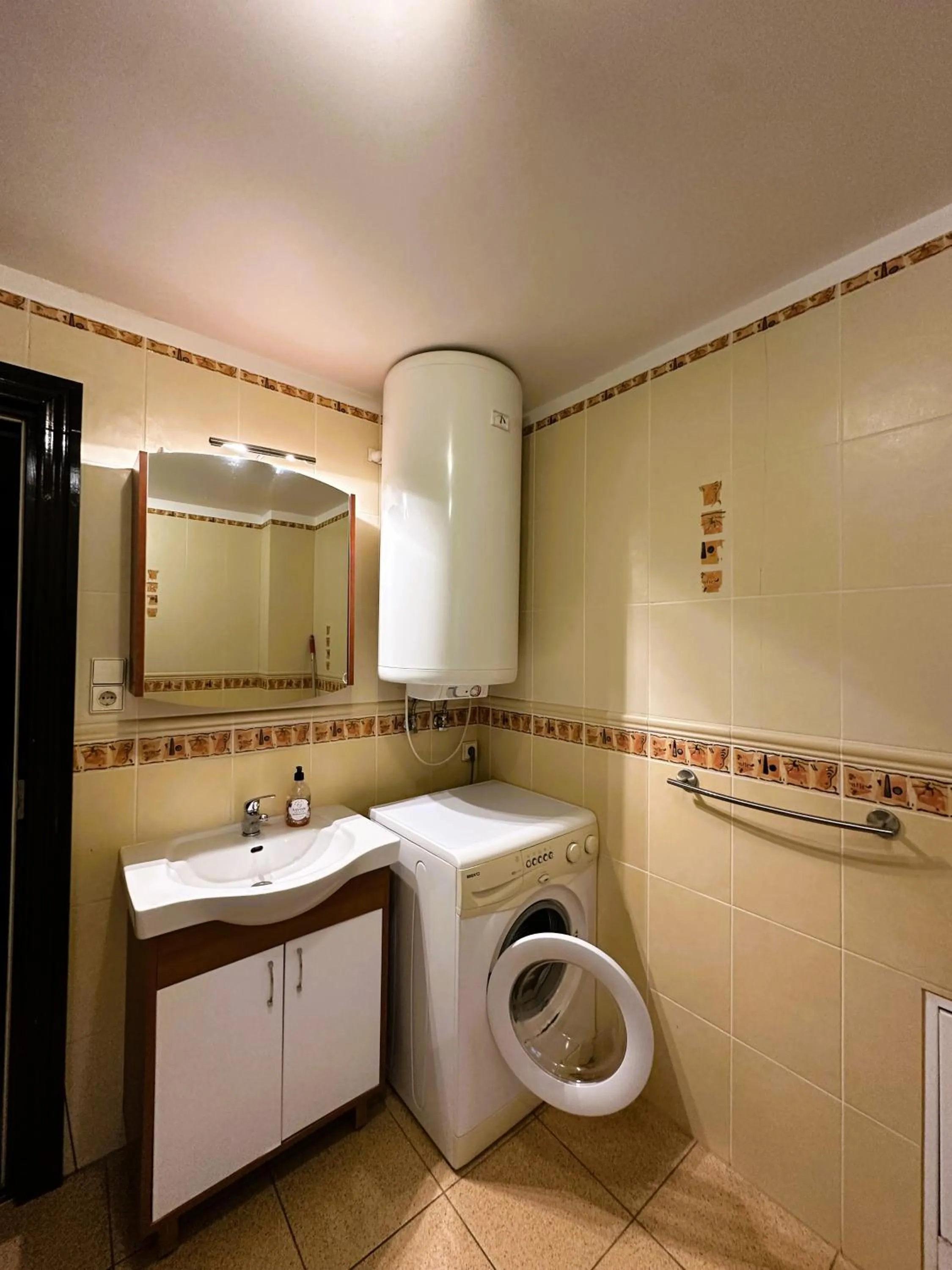 Bathroom in North Lake Villa Plateliai