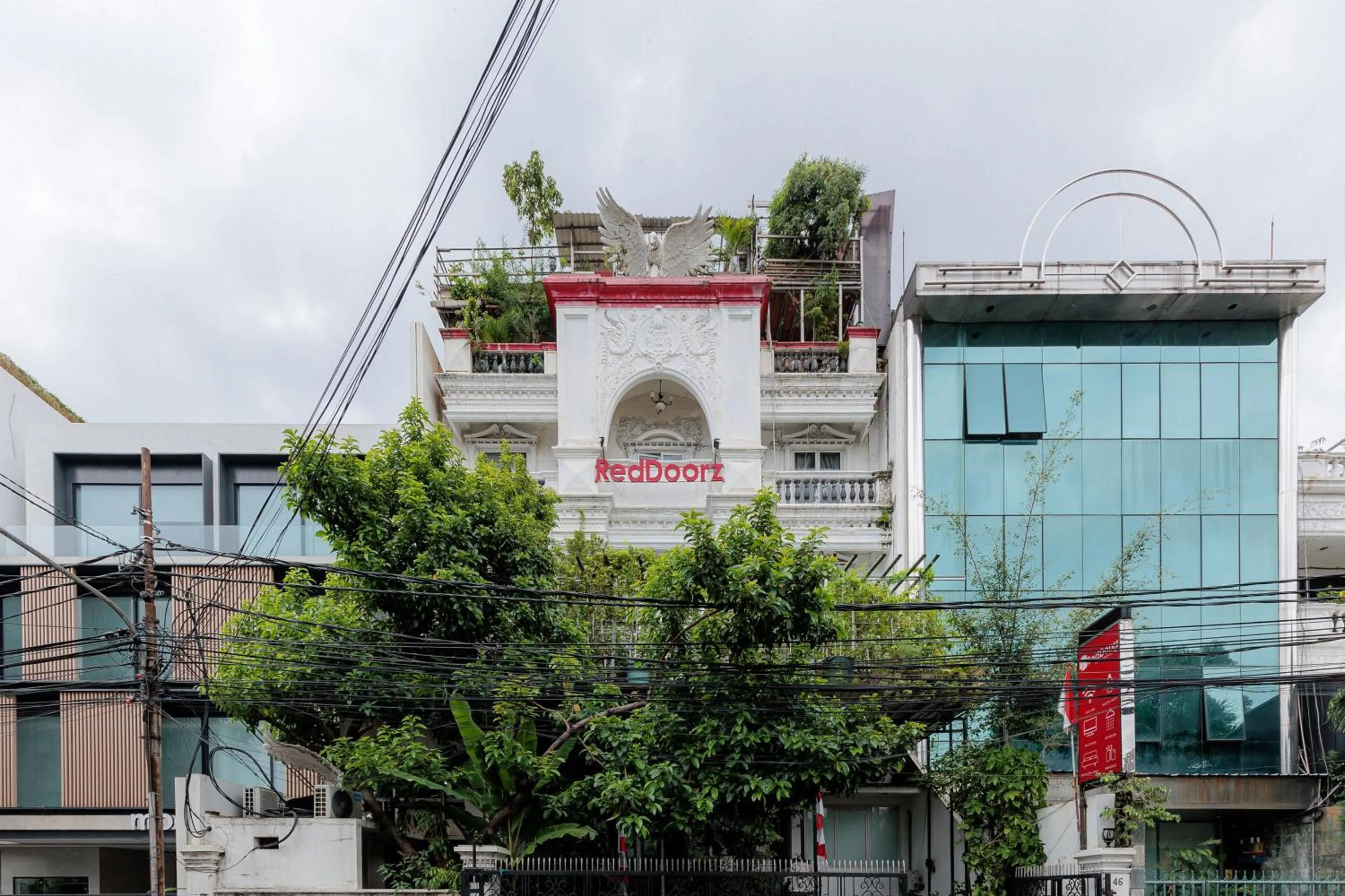 Facade/entrance in RedDoorz Plus @ Guntur Raya Setiabudi