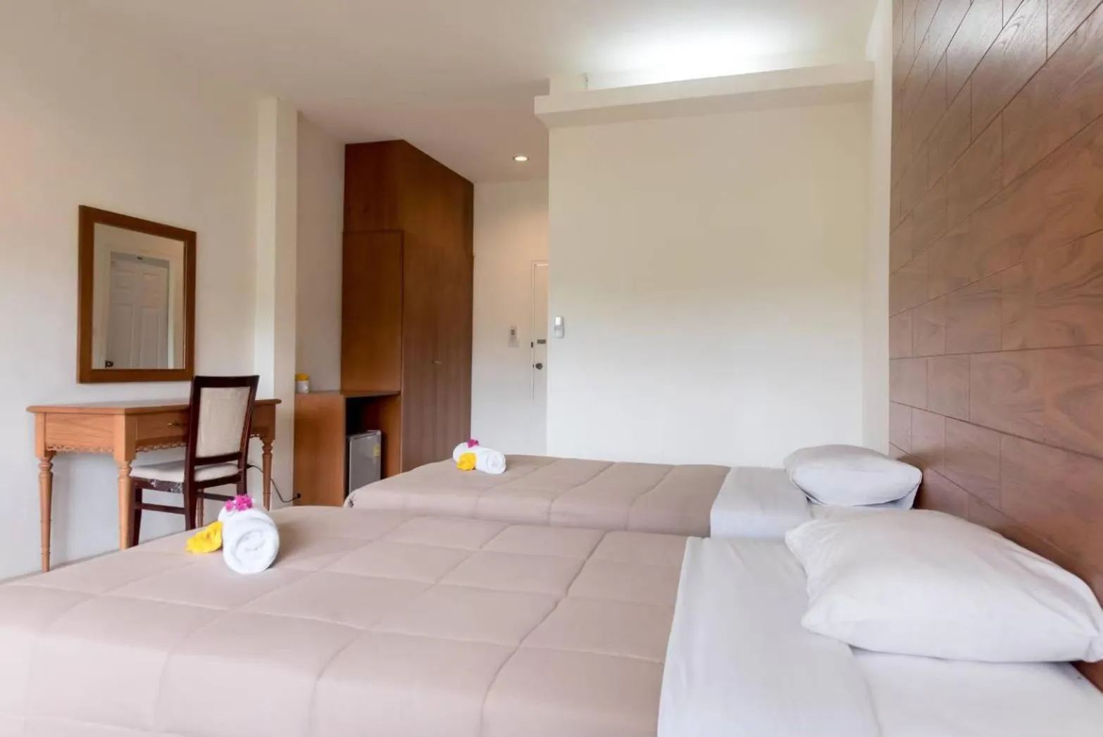 Bed in Wangyao Riverside Resort