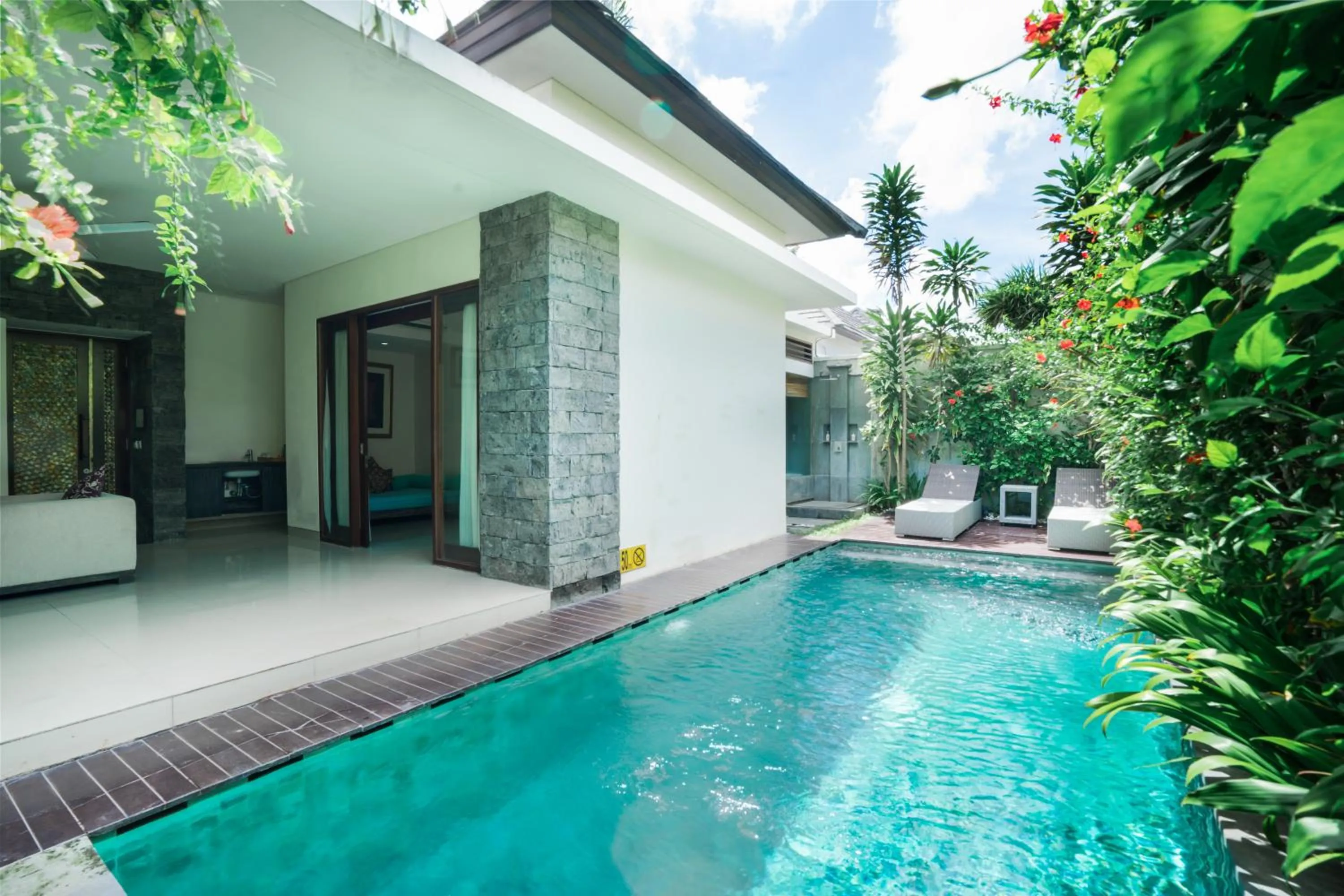 Swimming pool in Royal Samaja Villas