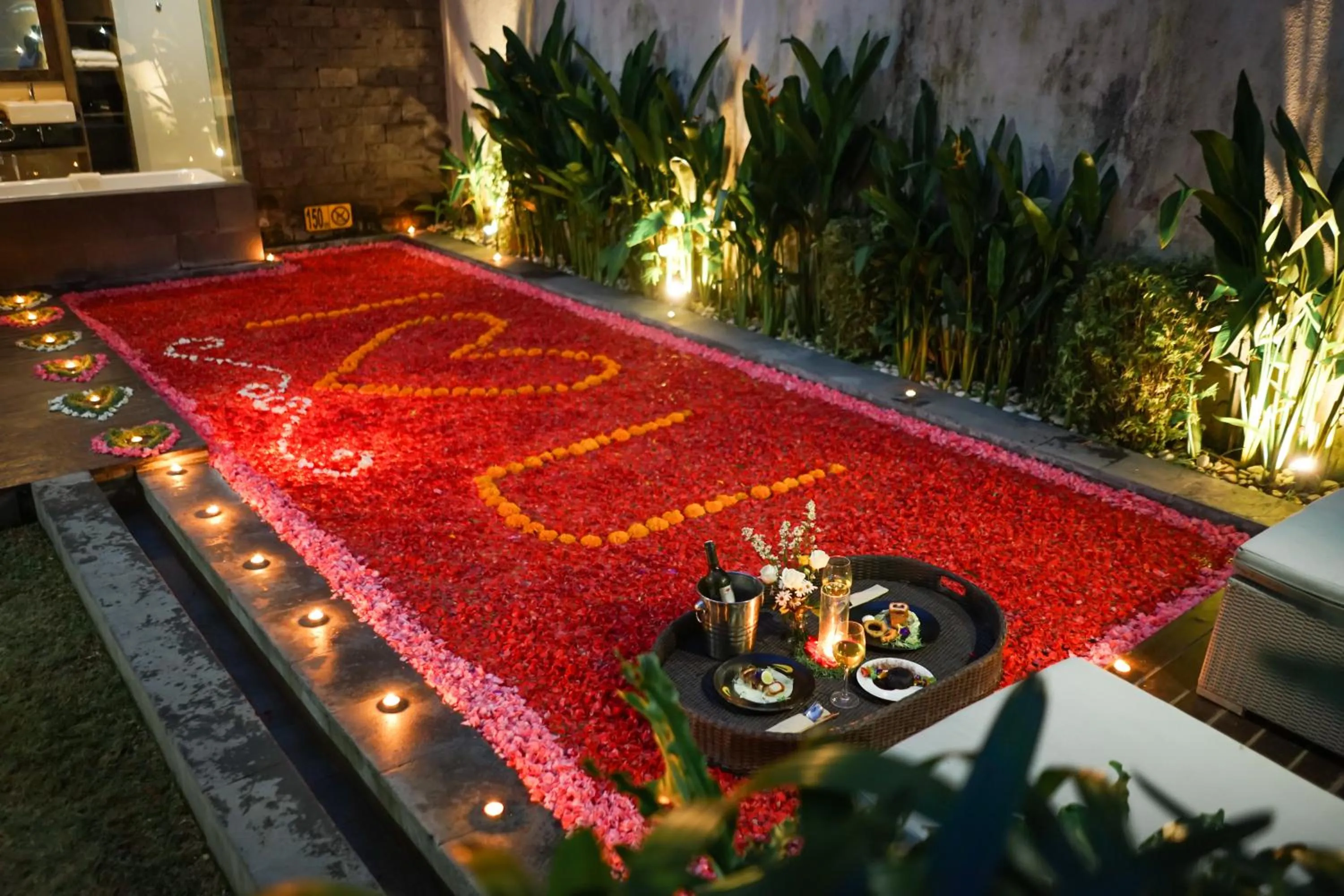 Swimming pool in Royal Samaja Villas