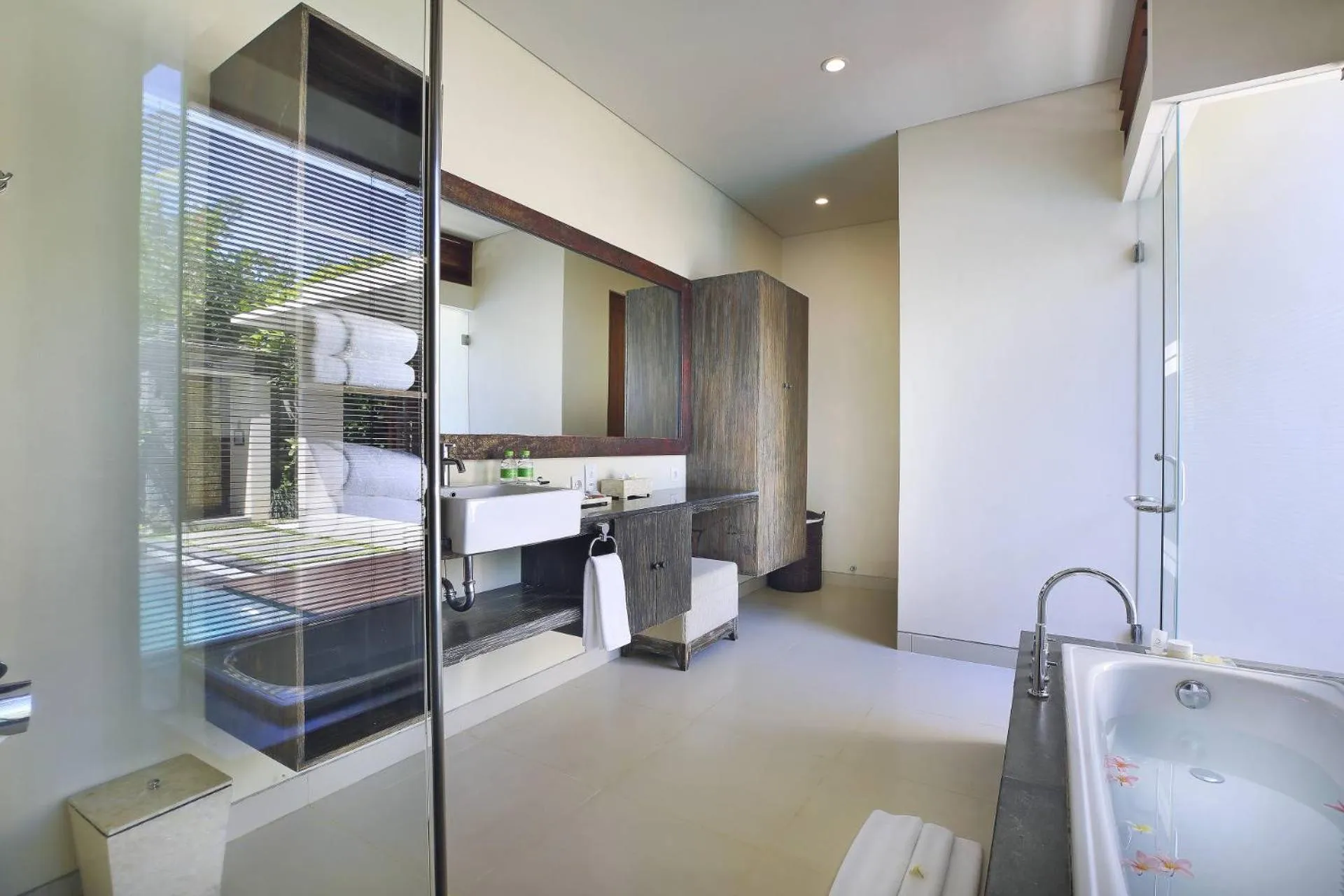 Bathroom in Royal Samaja Villas
