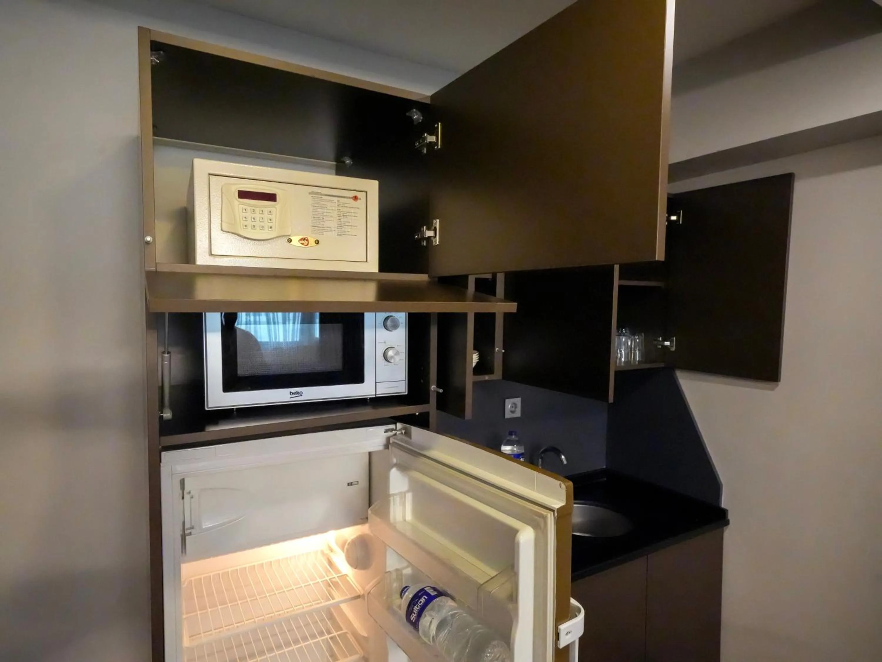 Kitchen or kitchenette in No 139 Apartments