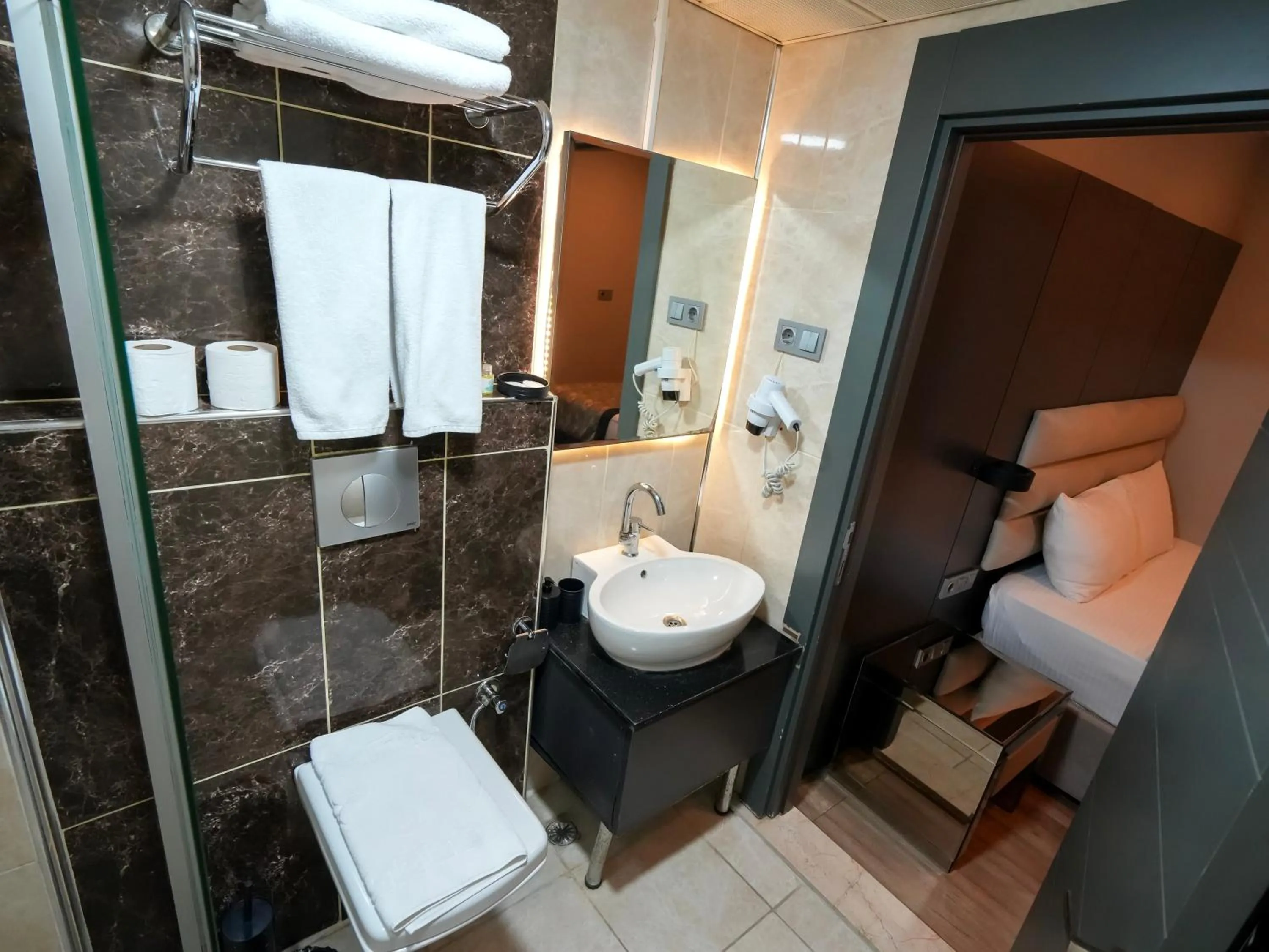 Shower in No 139 Apartments