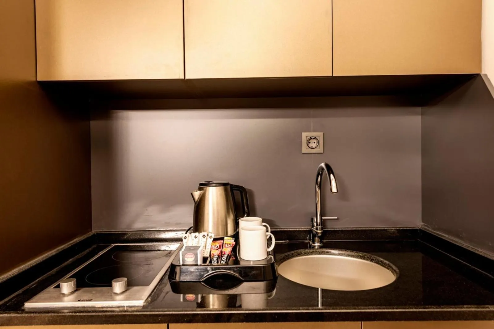 Kitchen or kitchenette in No 139 Apartments