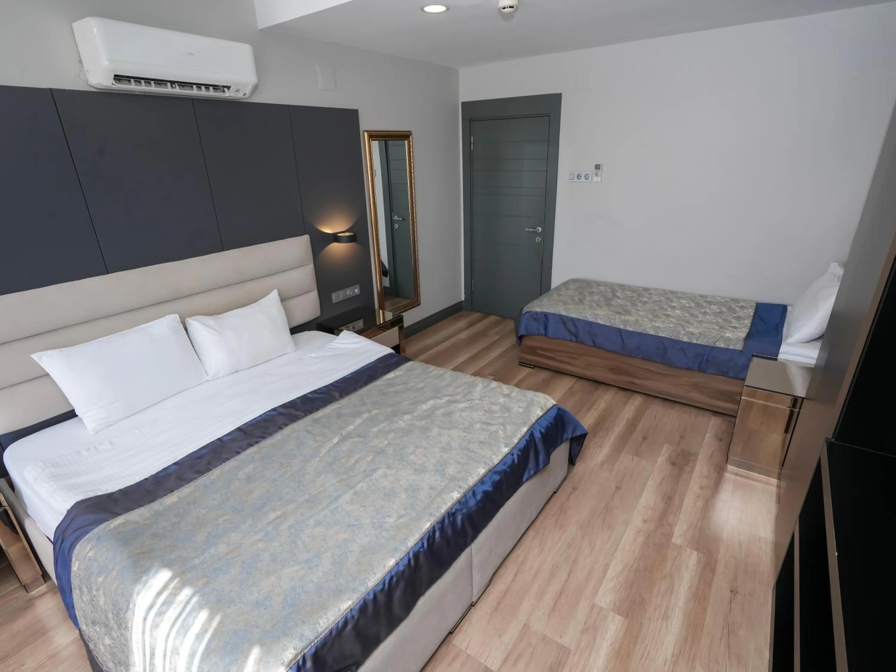 Bed in No 139 Apartments