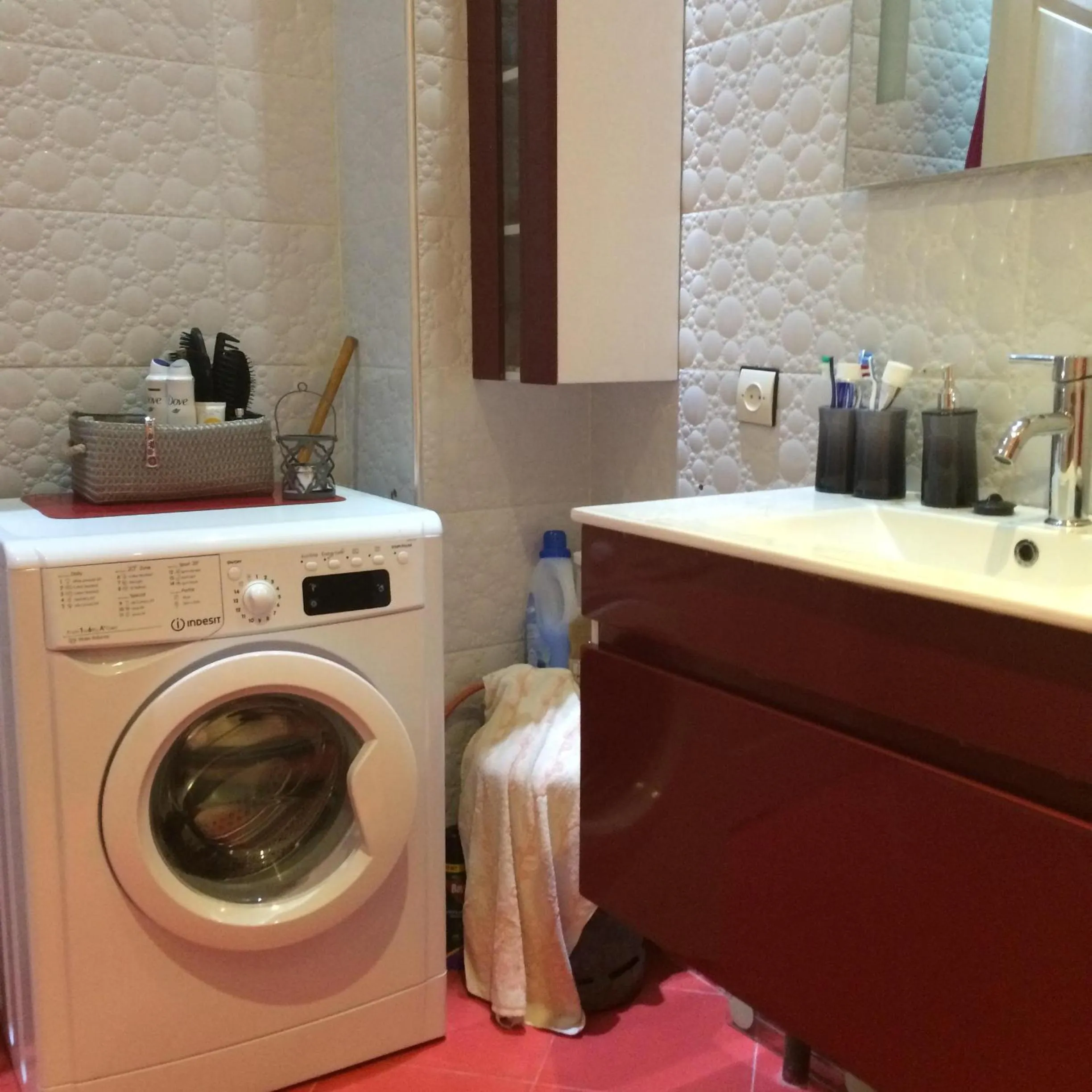 Bathroom in Etablissement moderne