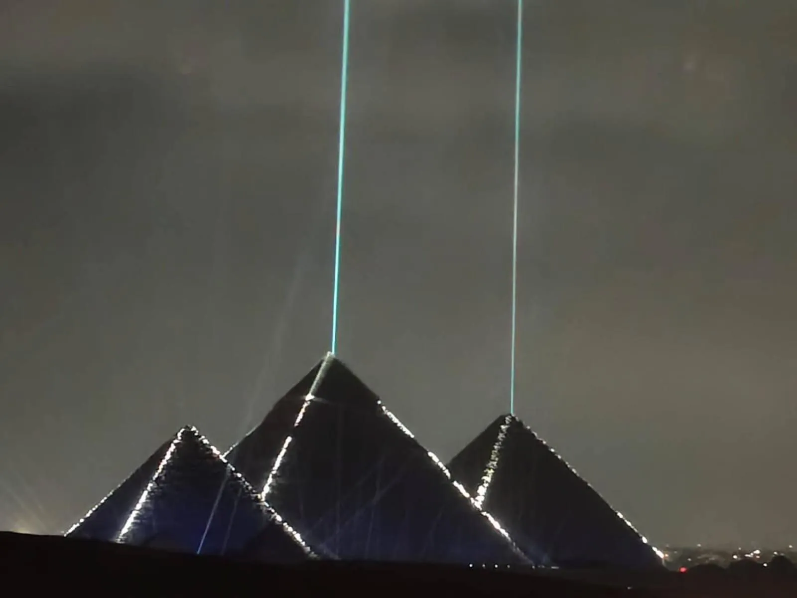 Property building in Falcon pyramids inn