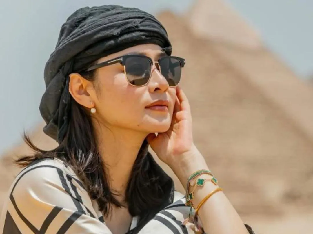 Day in Falcon pyramids inn