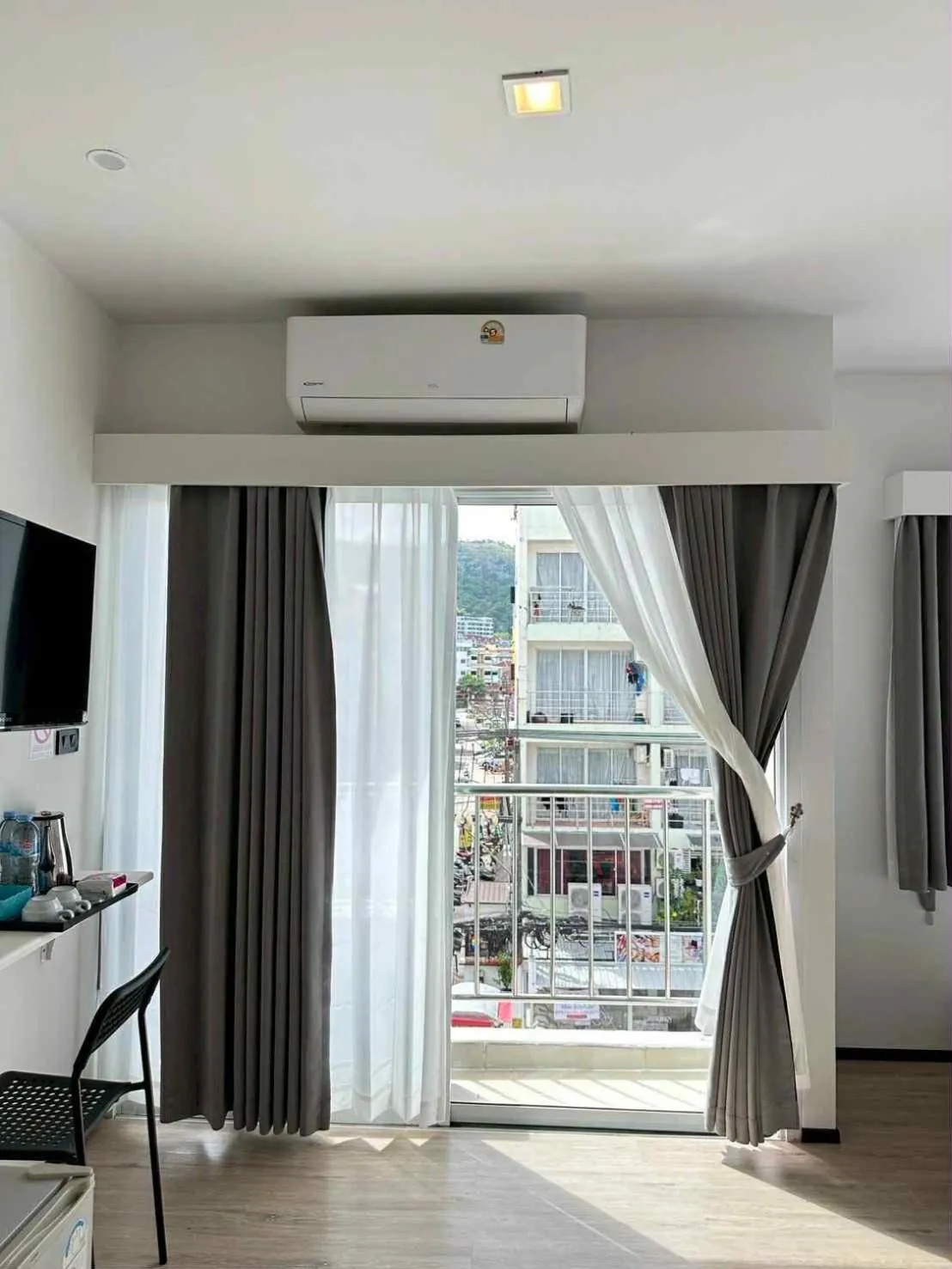 Jellyfish Residence Patong