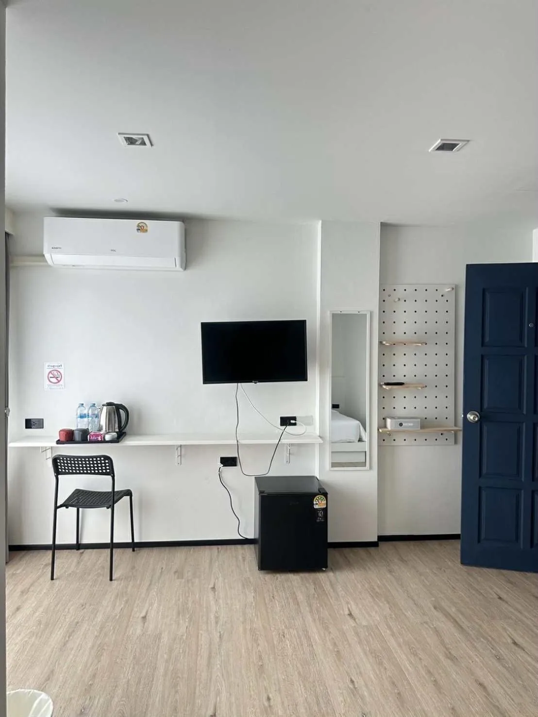 Bedroom, Bed in Jellyfish Residence Patong