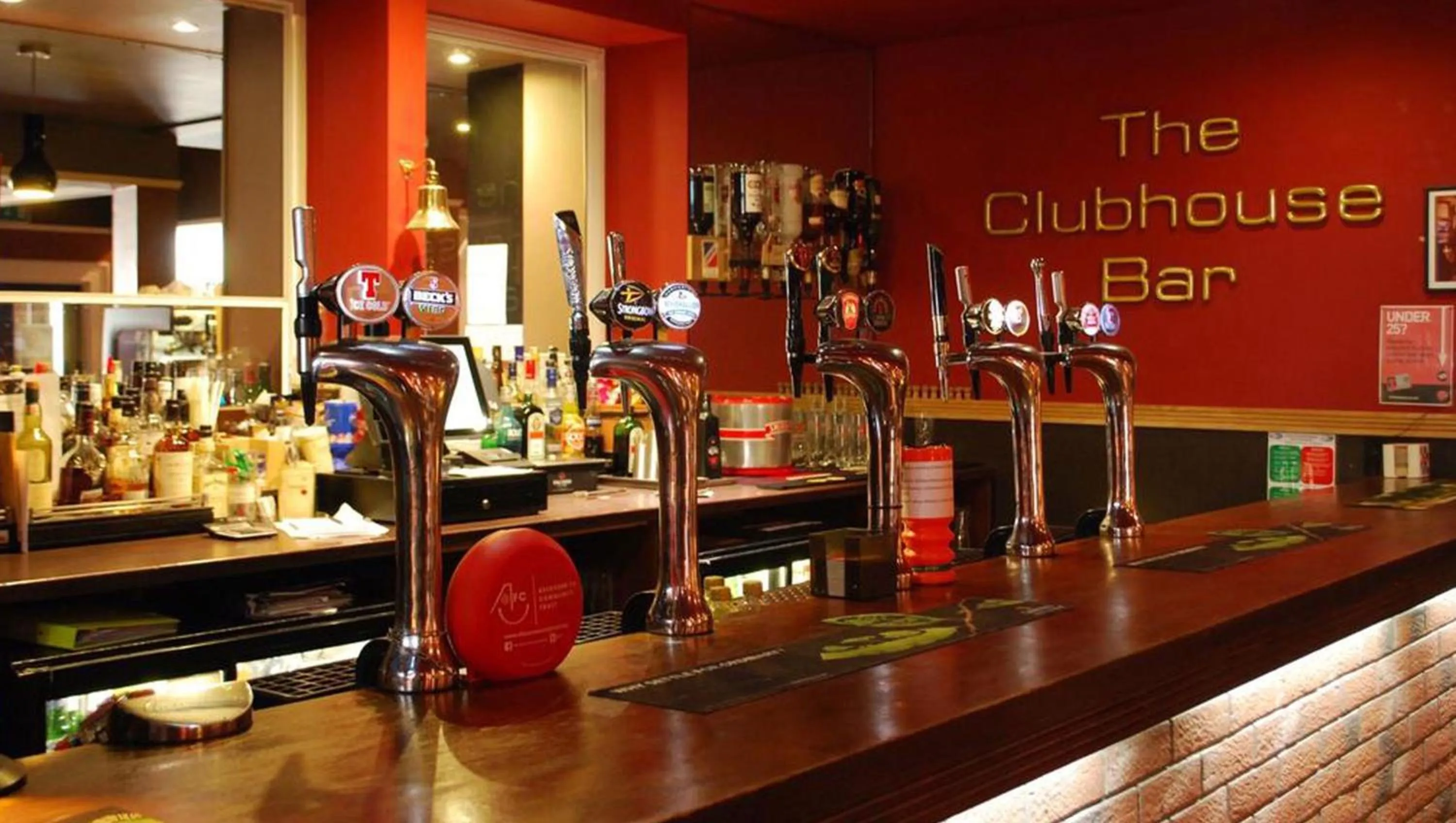 Lounge or bar in Great Western Hotel Aberdeen