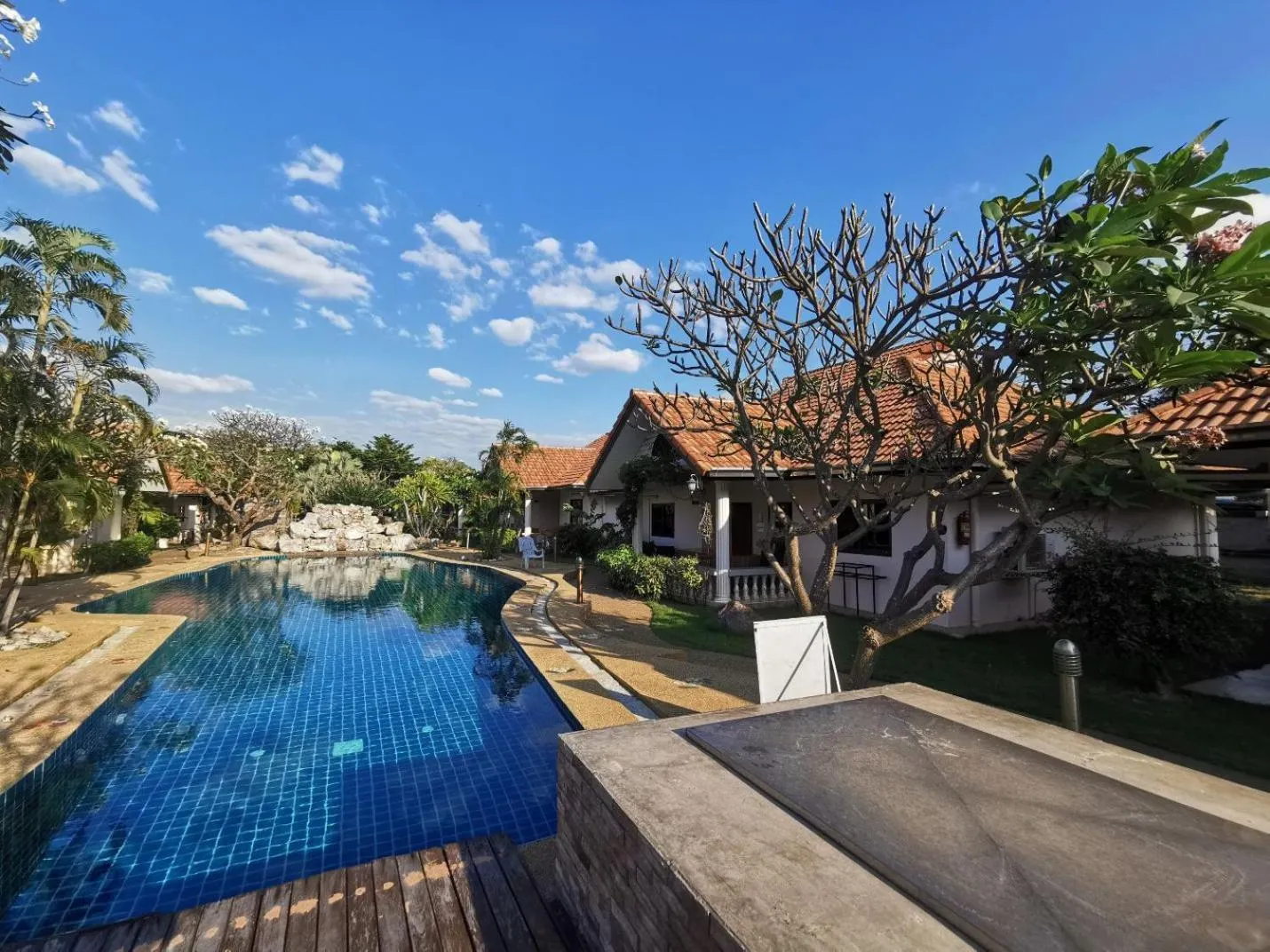 Property building in Two Fifty Nine Resort 259 Resort