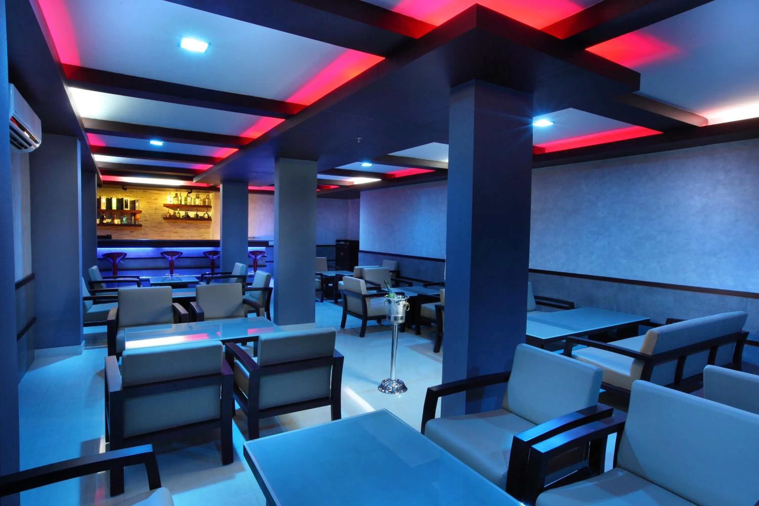 Alcoholic drinks in Broad Bean Cochin