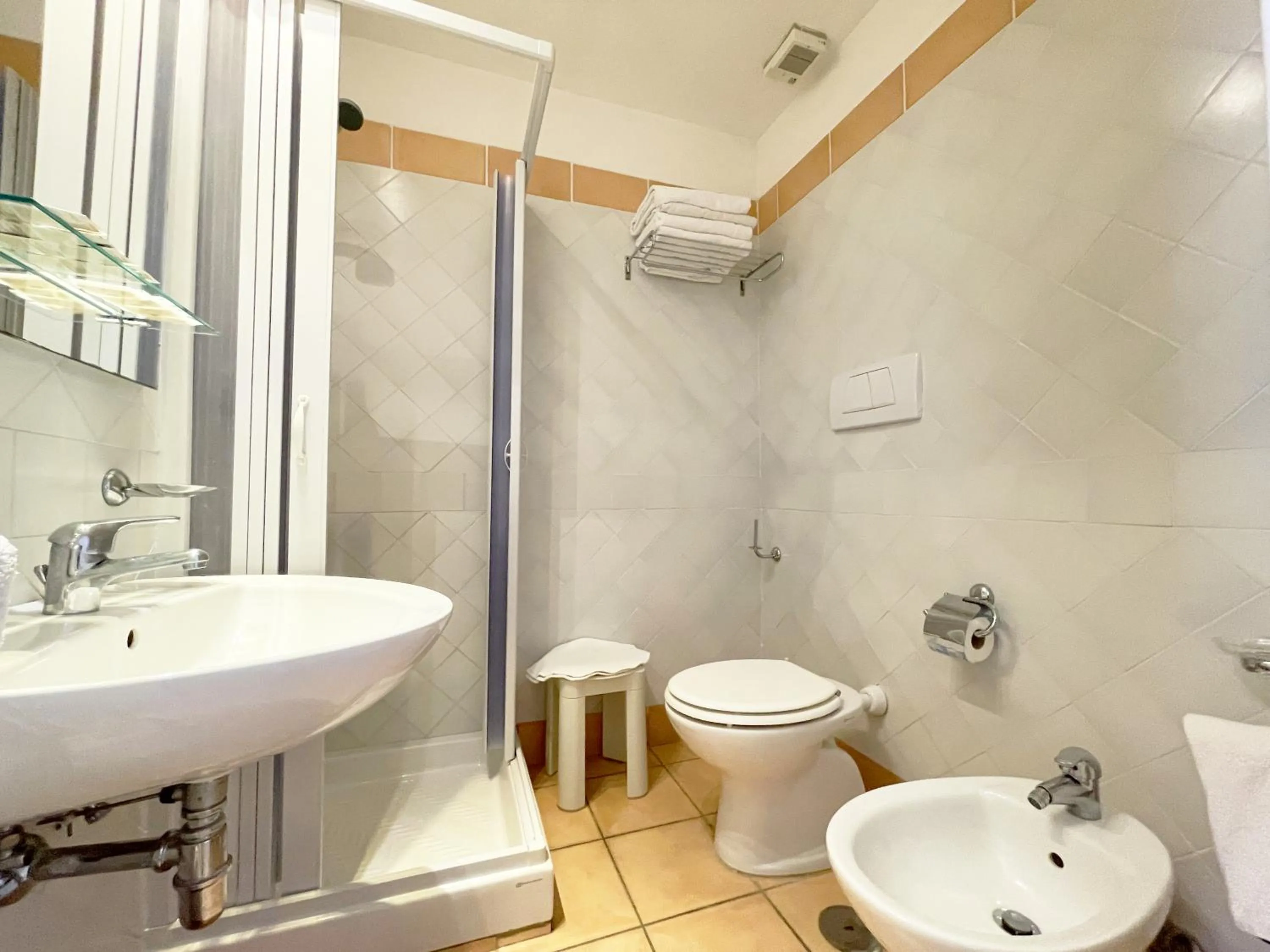 Bathroom in Hotel Reginella