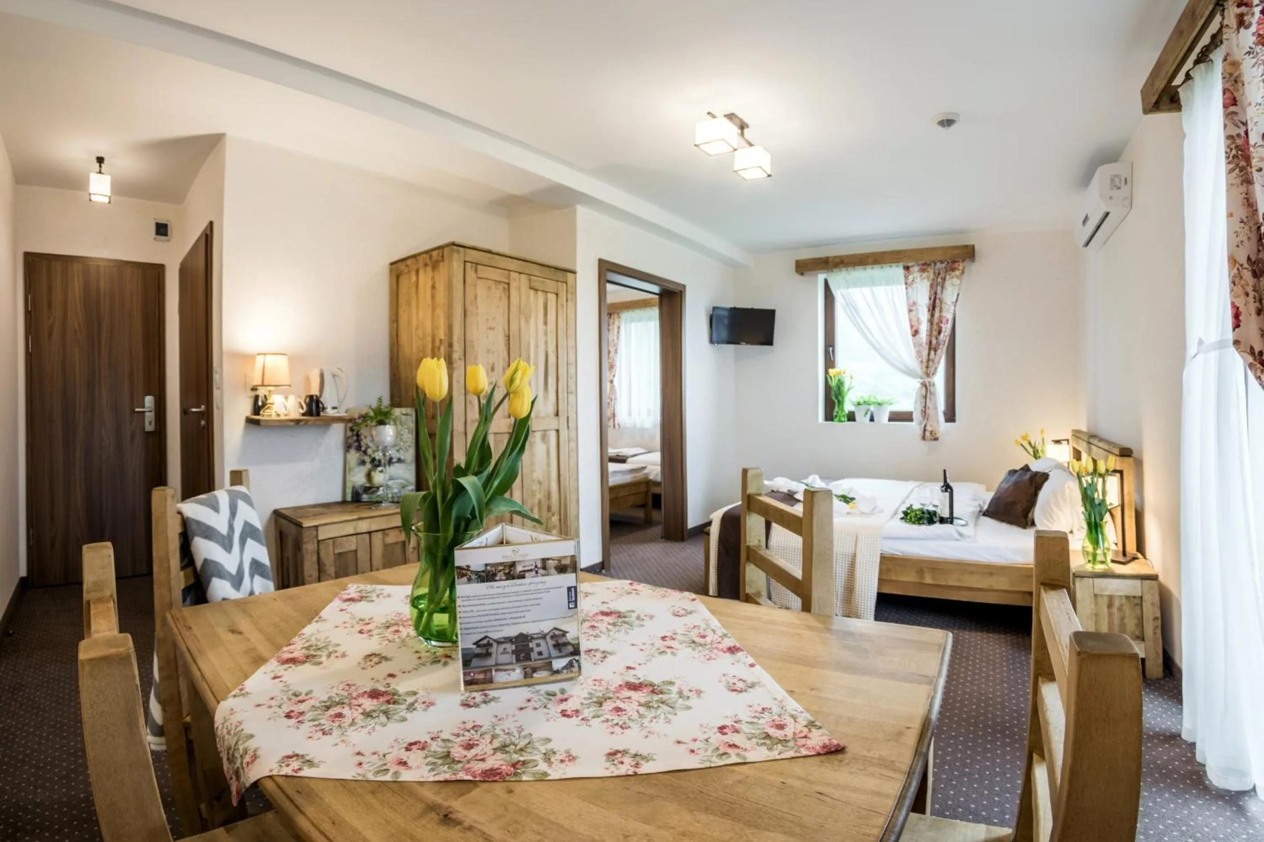 Photo of the whole room, Bed in Perła Beskidu