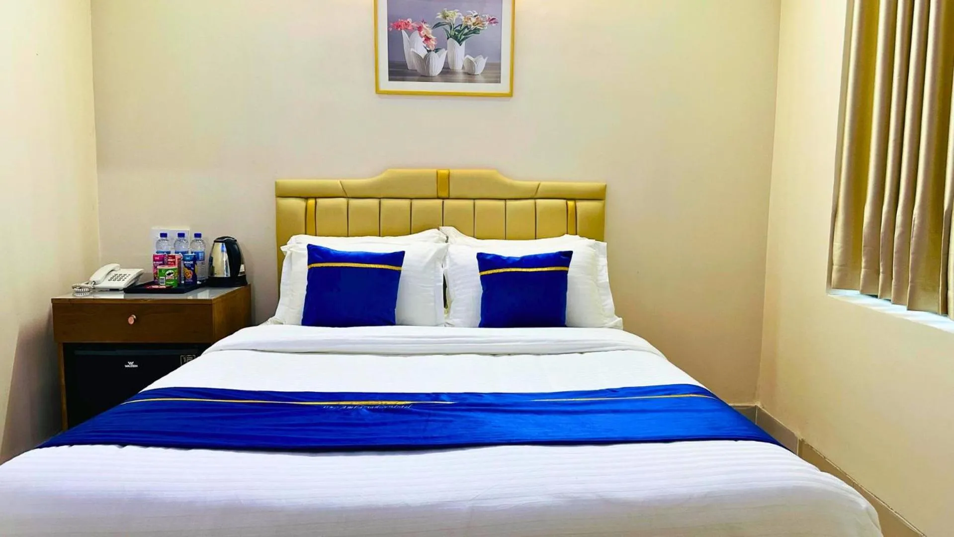 Bedroom, Bed in The Ambassador Hotel Dhanmondi