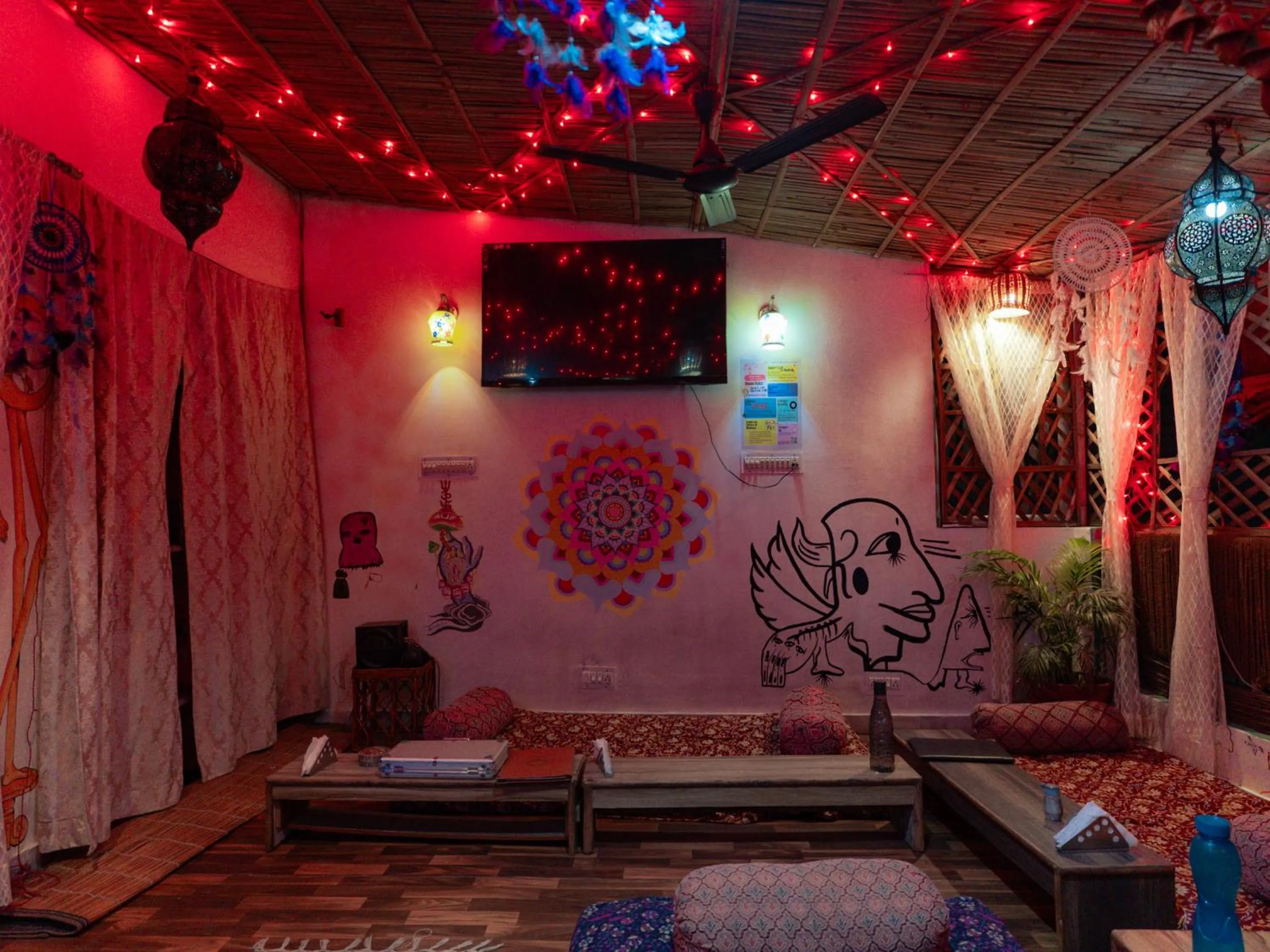 Restaurant/places to eat in The Pink Chapter Hostel, Jaipur